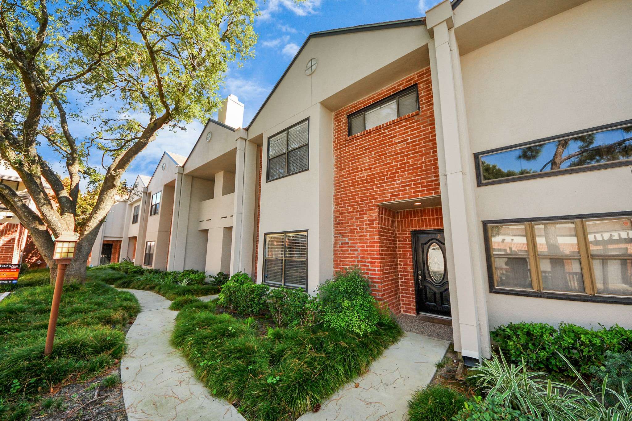 Houston, TX 77057,2468 Bering DR