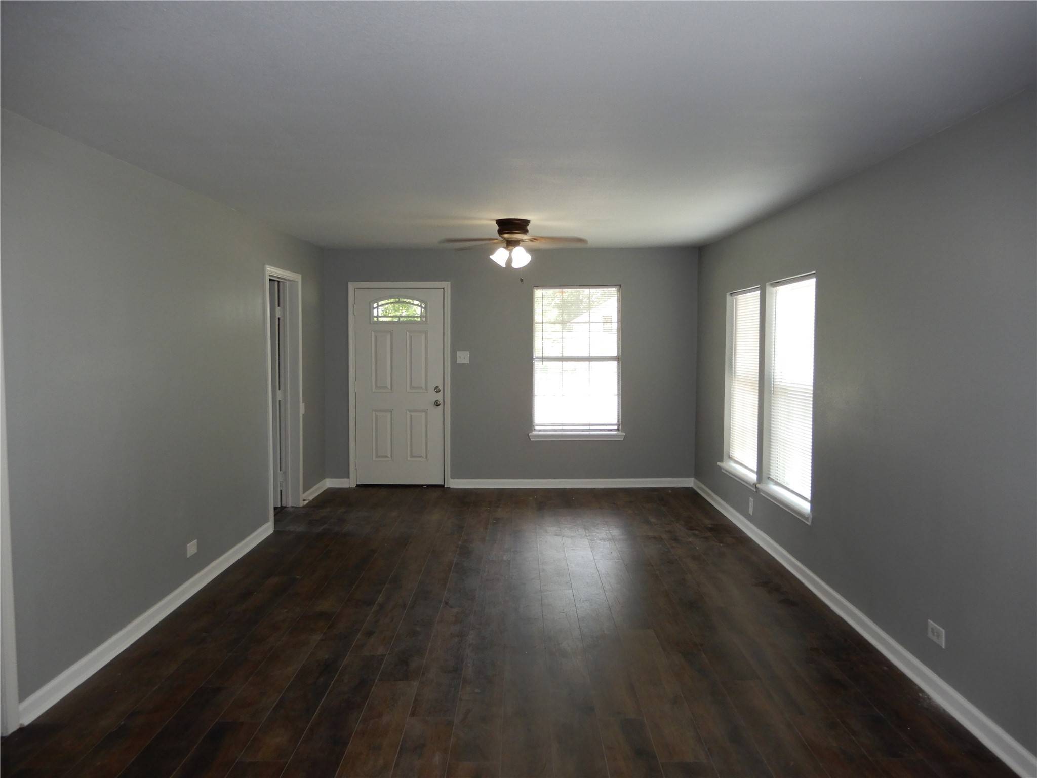 Houston, TX 77022,6814 Donlen ST
