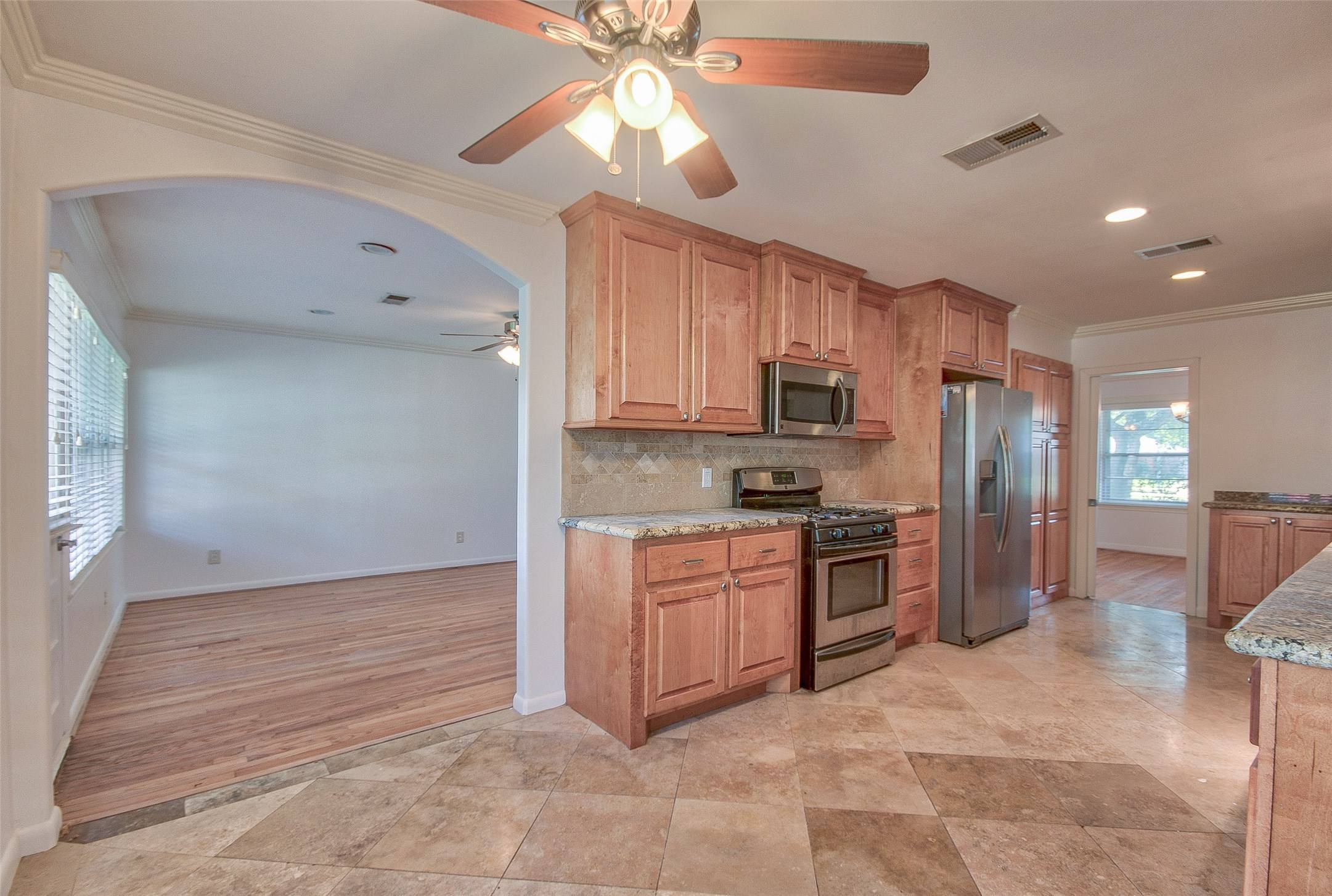 Houston, TX 77035,4710 Willowbend BLVD