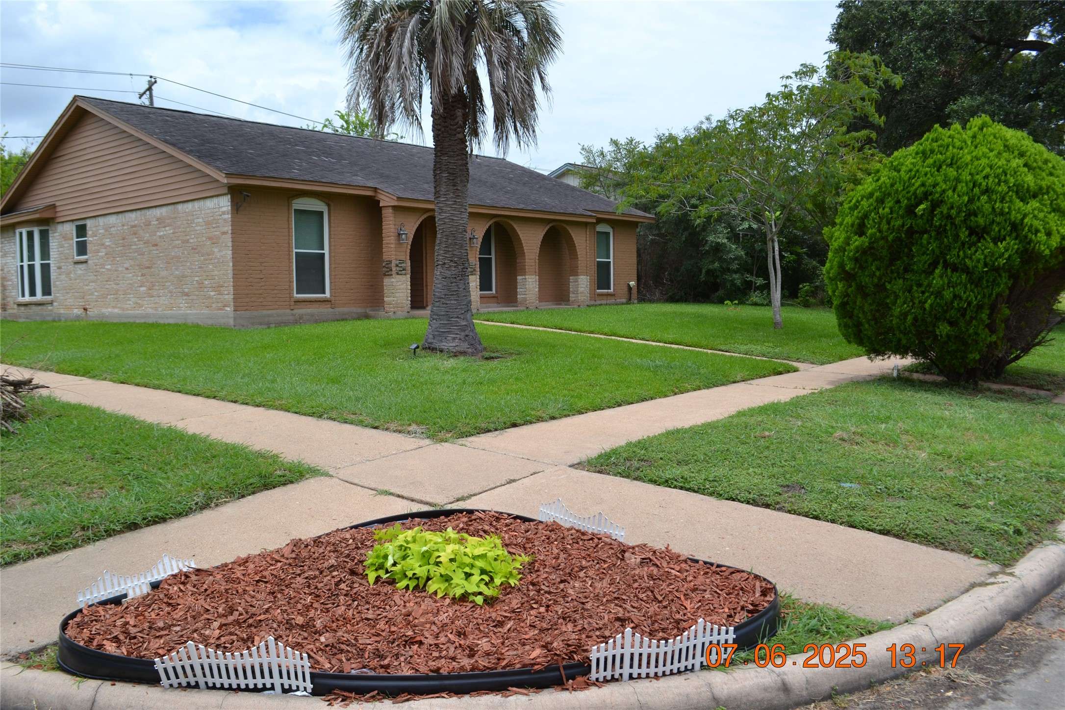 Houston, TX 77036,8114 Pella DR