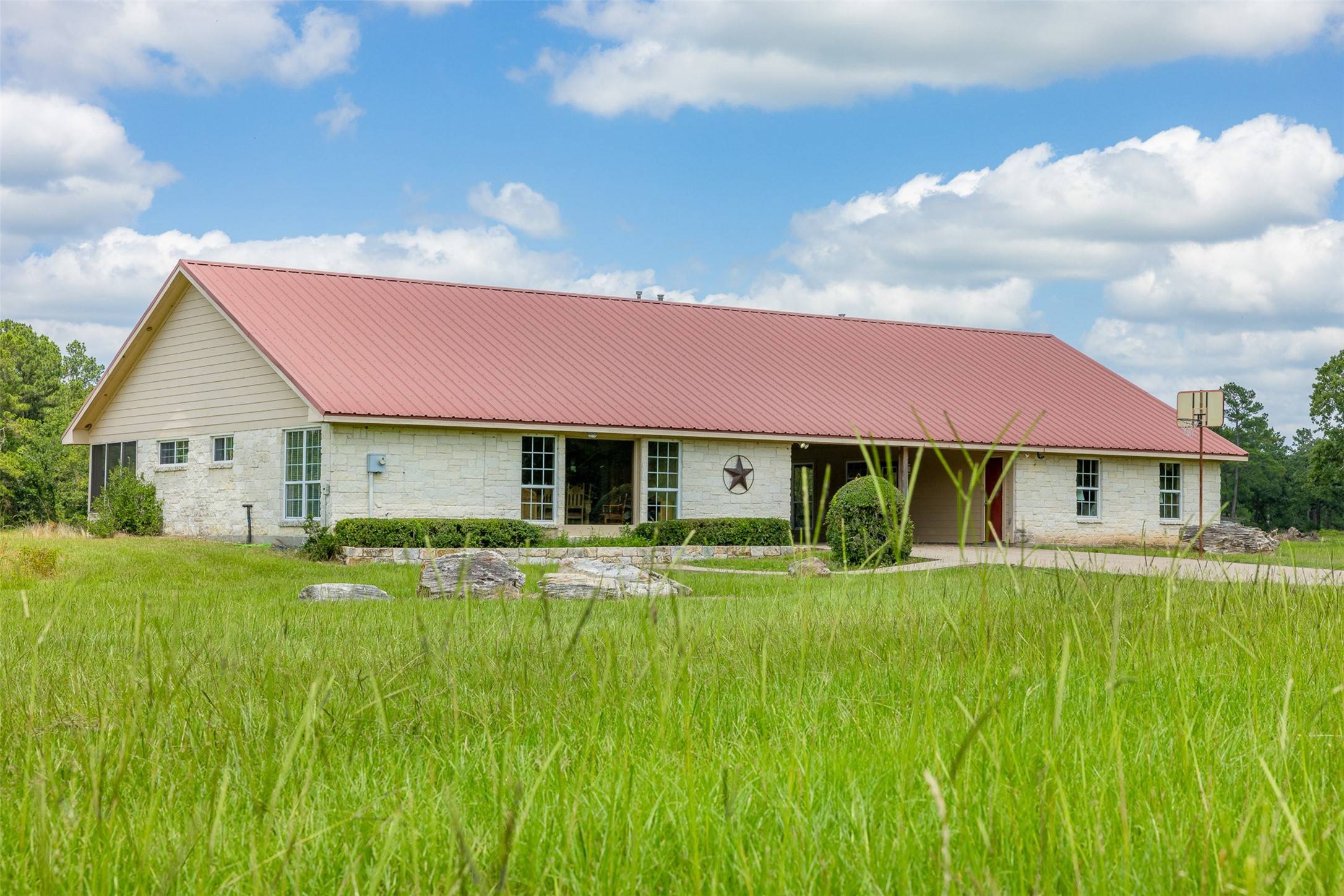 Bedias, TX 77831,200+/- AC Fm-2620