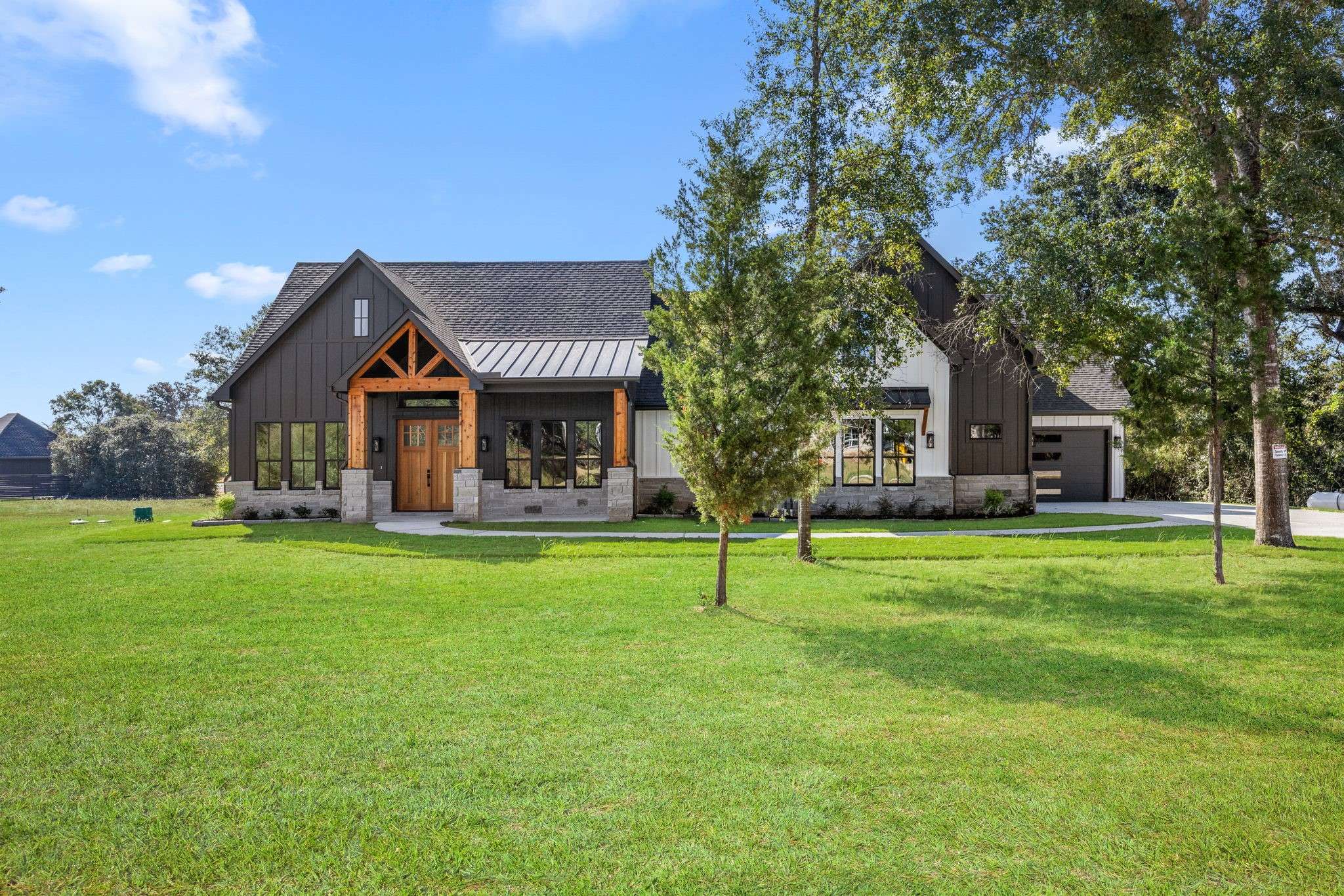 Bellville, TX 77418,412 S GARRETT CIR