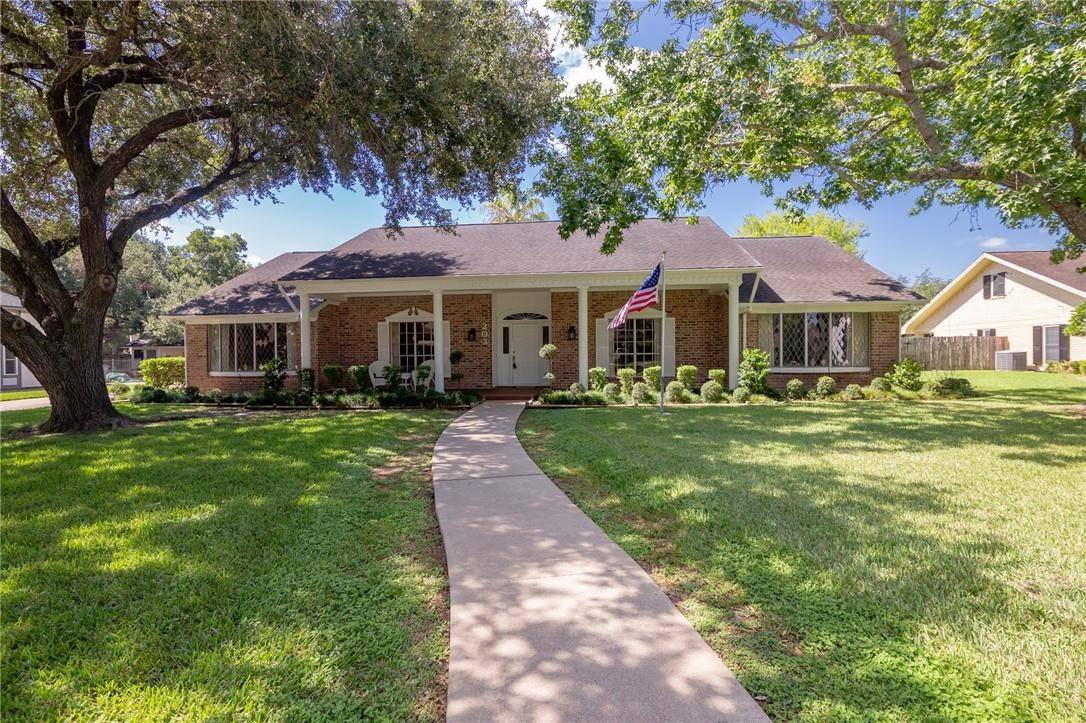 Victoria, TX 77904,203 Whispering Creek ST