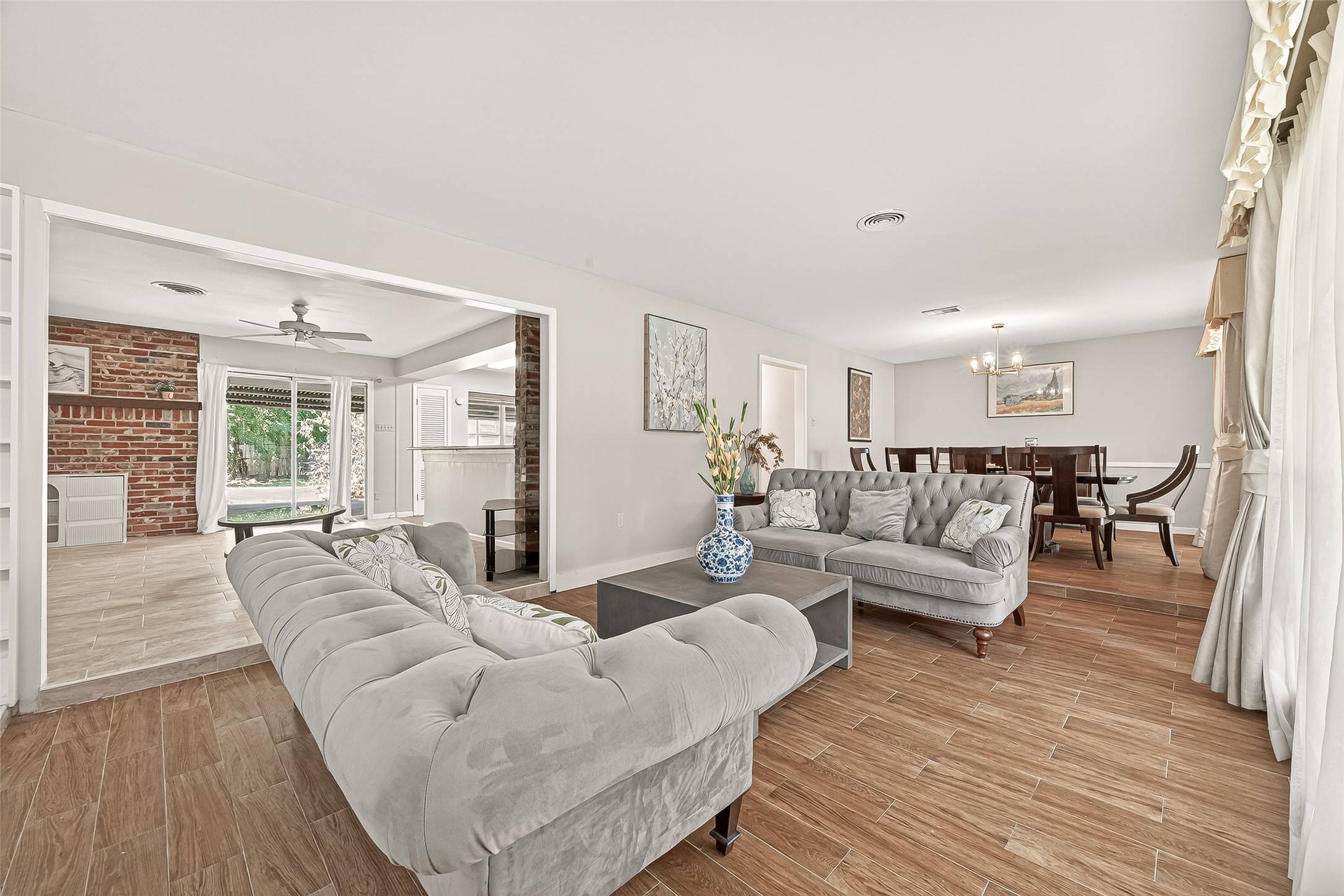 Houston, TX 77096,9310 Cliffwood DR