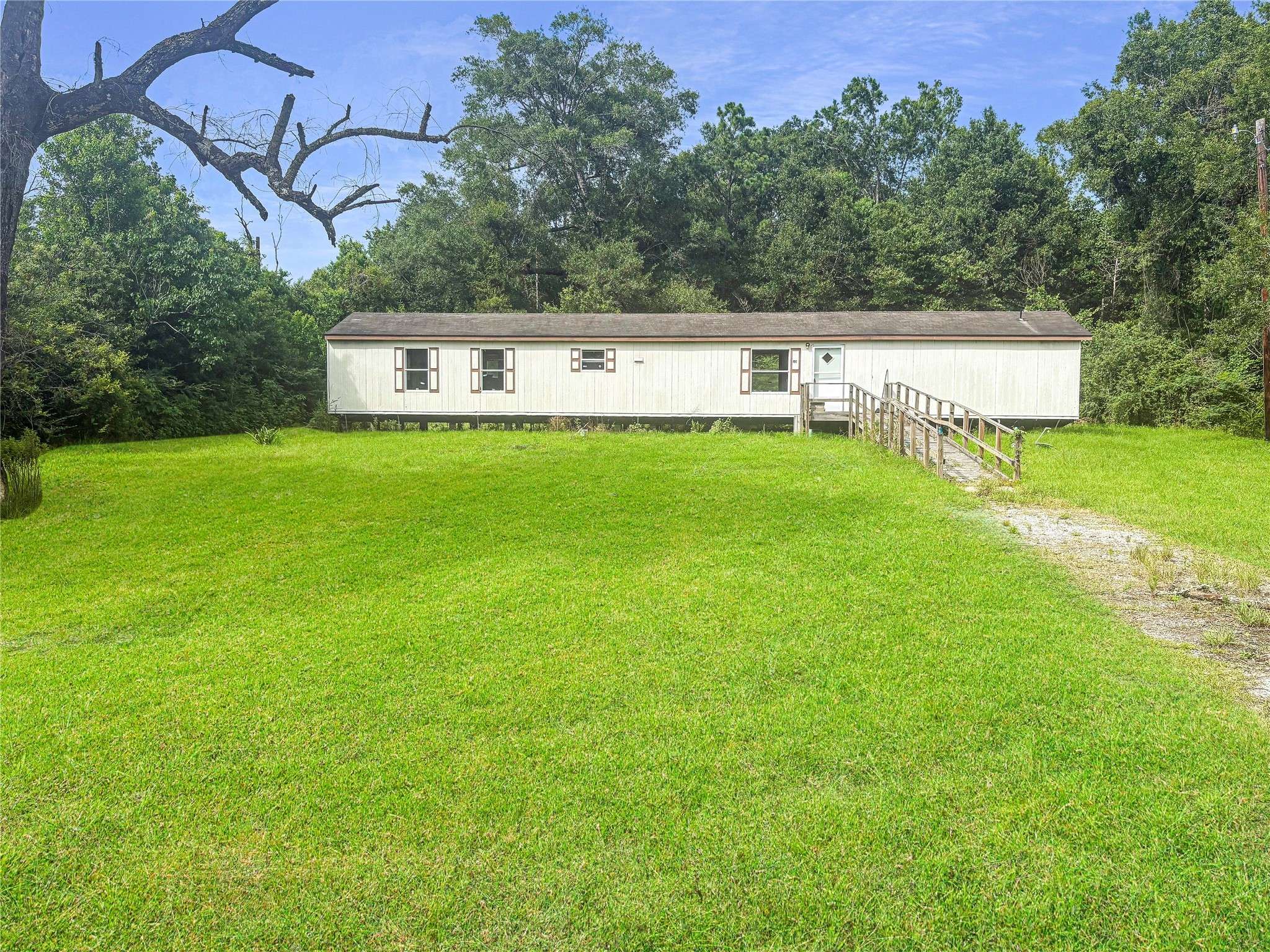 Orange, TX 77632,548 N Teal RD