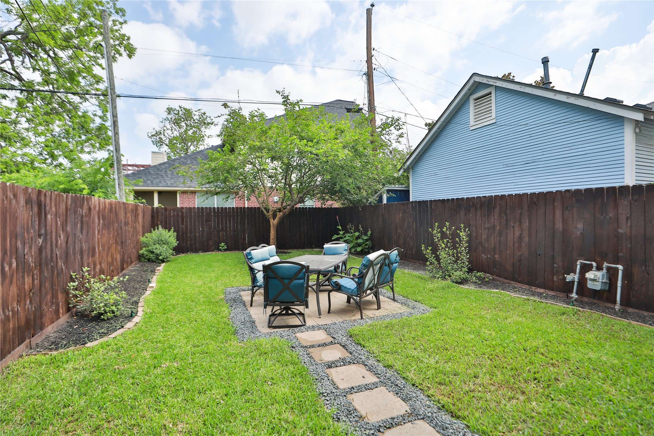 Houston, TX 77009,843 E 28th ST