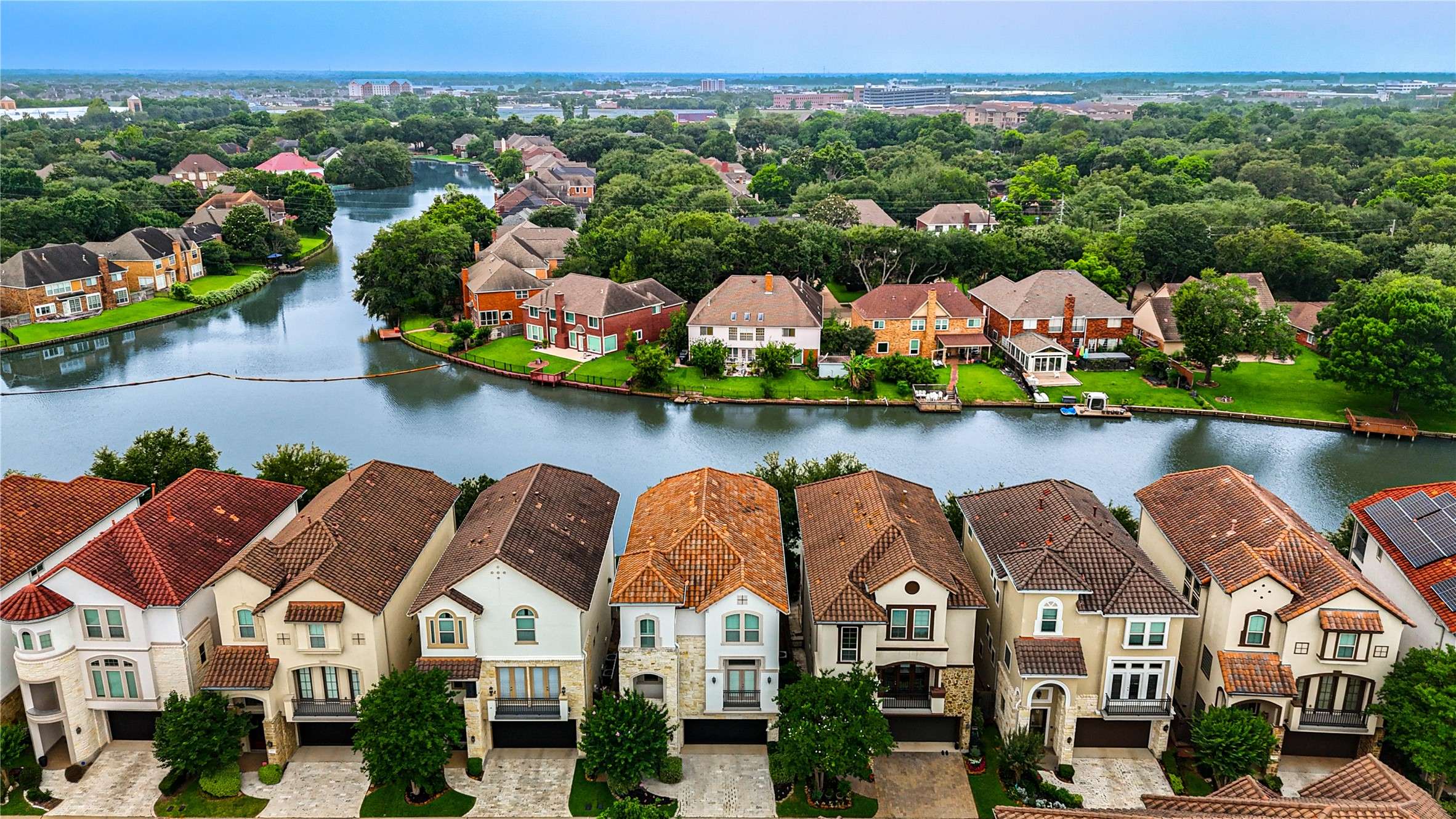 Sugar Land, TX 77478,954 Old Oyster TRL