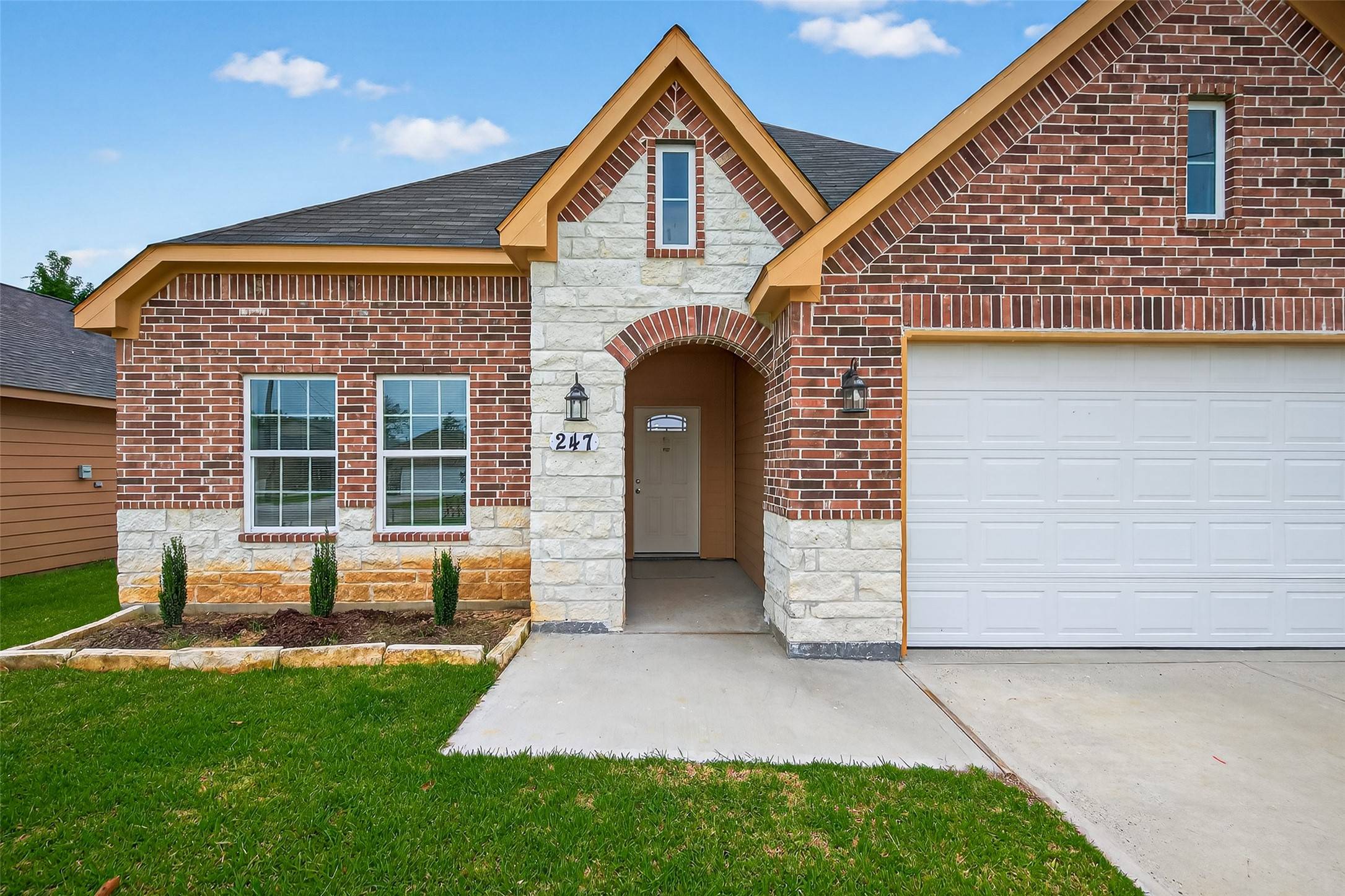 Cleveland, TX 77327,247 County Road 5102 #L