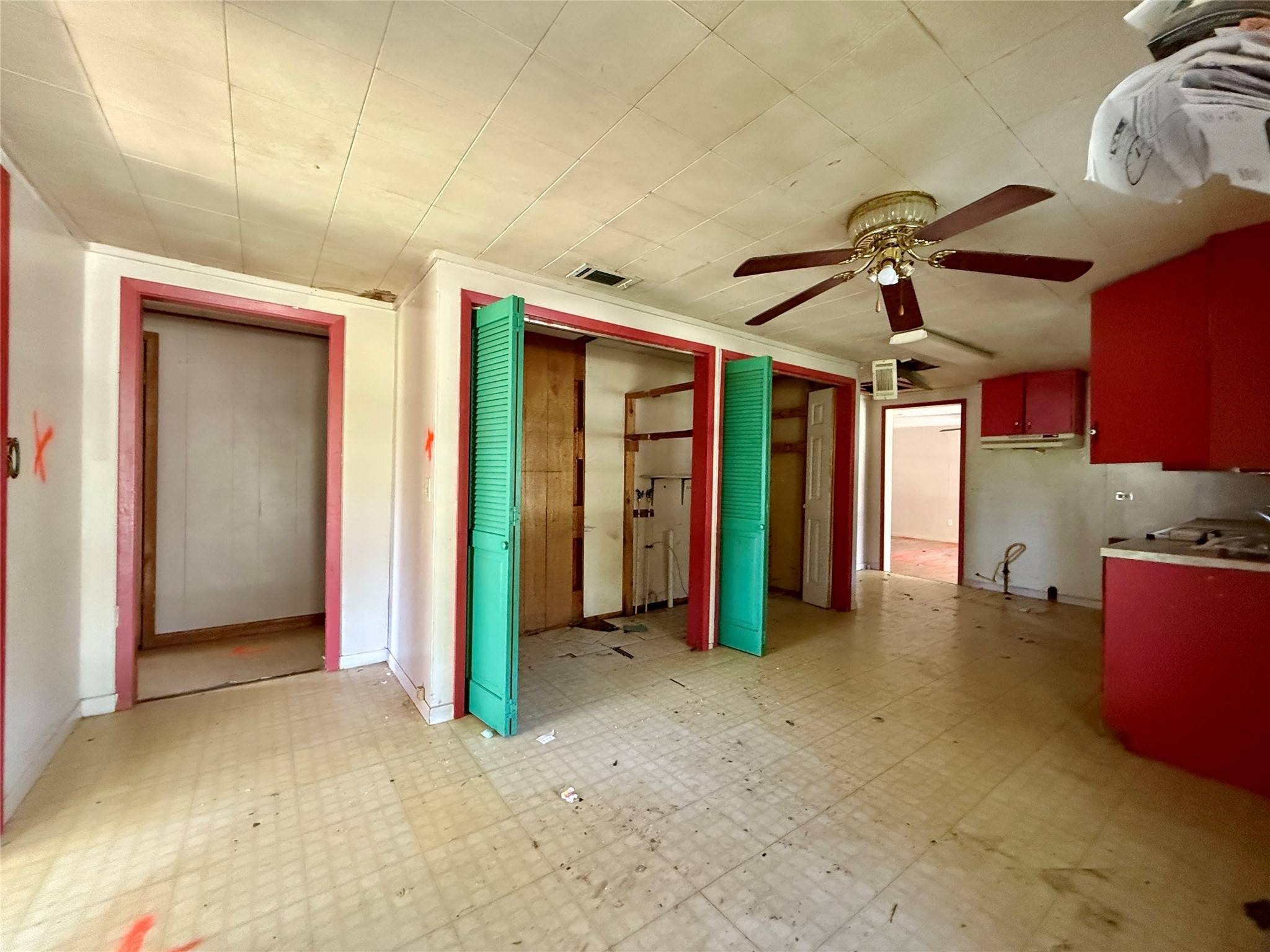 Kirbyville, TX 75956,210 E Doel Bean ST