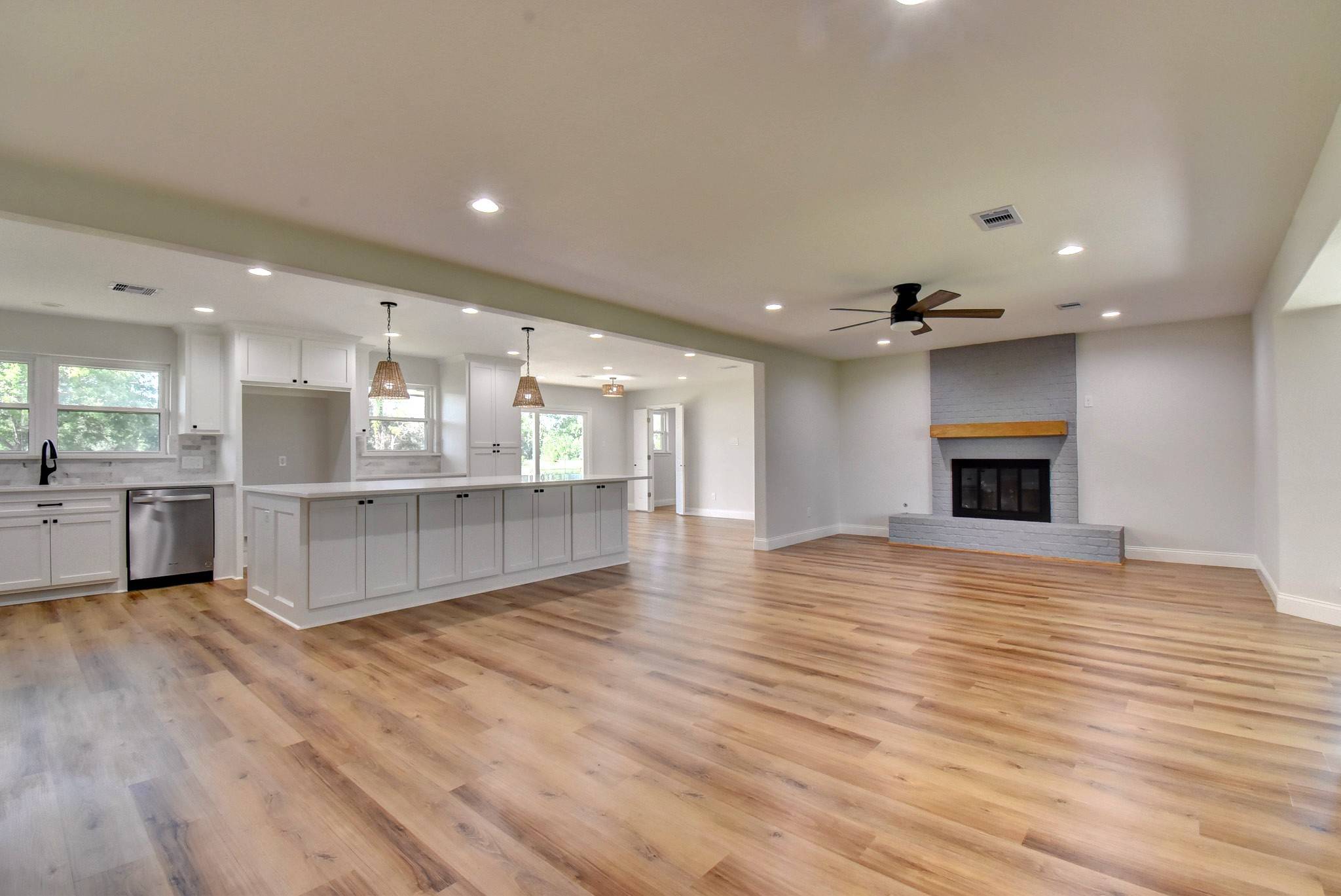 Brazoria, TX 77422,1561 County Road 797