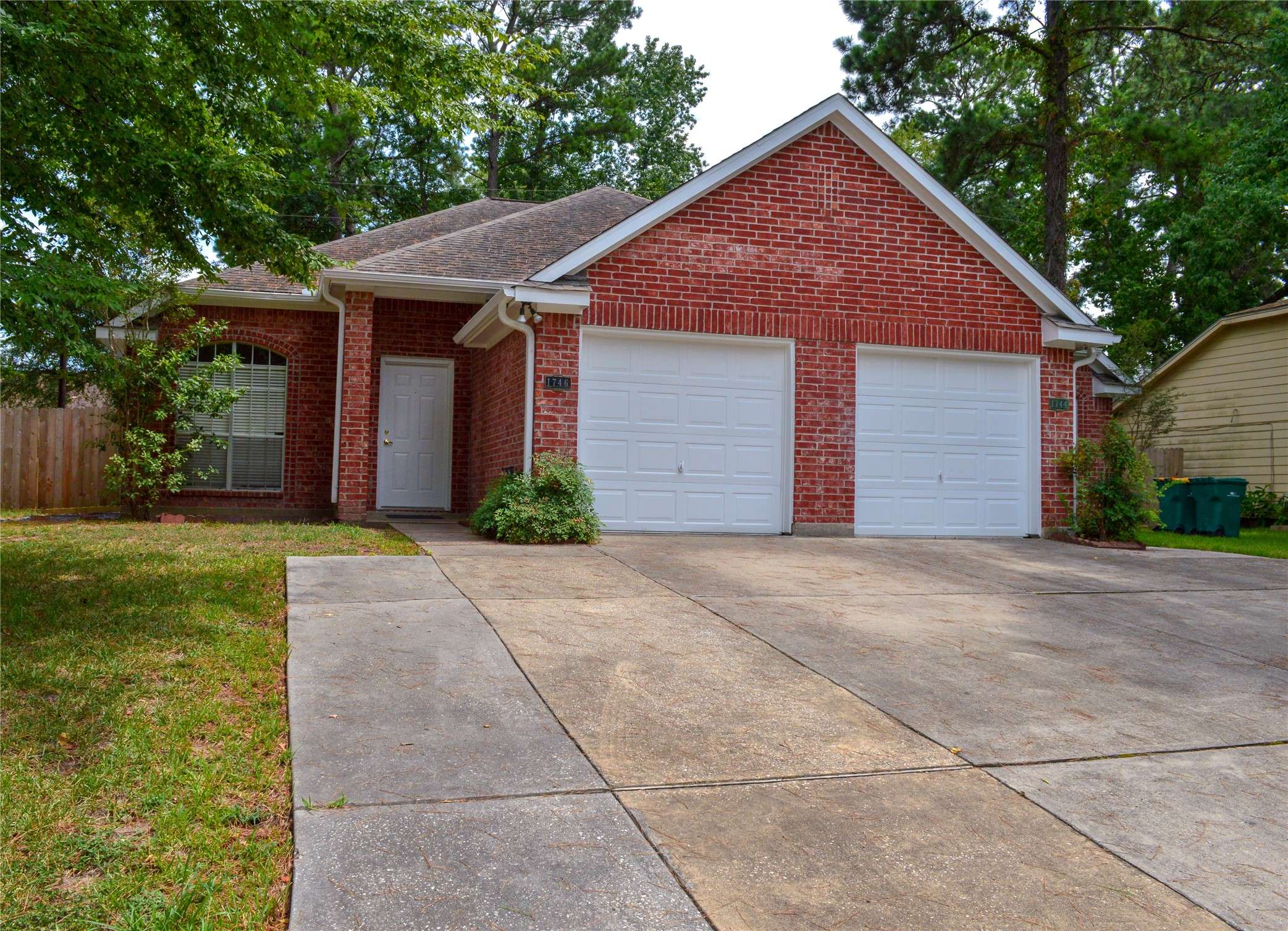 Conroe, TX 77301,1744-1746 Hazelwood ST