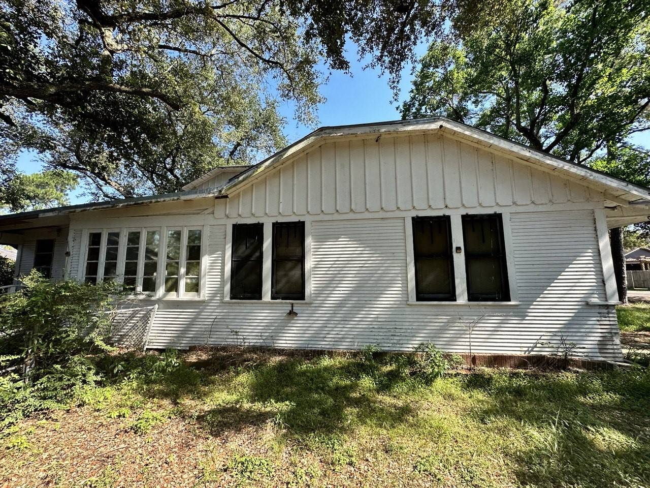 Groves, TX 77619,3900 Joplin AVE