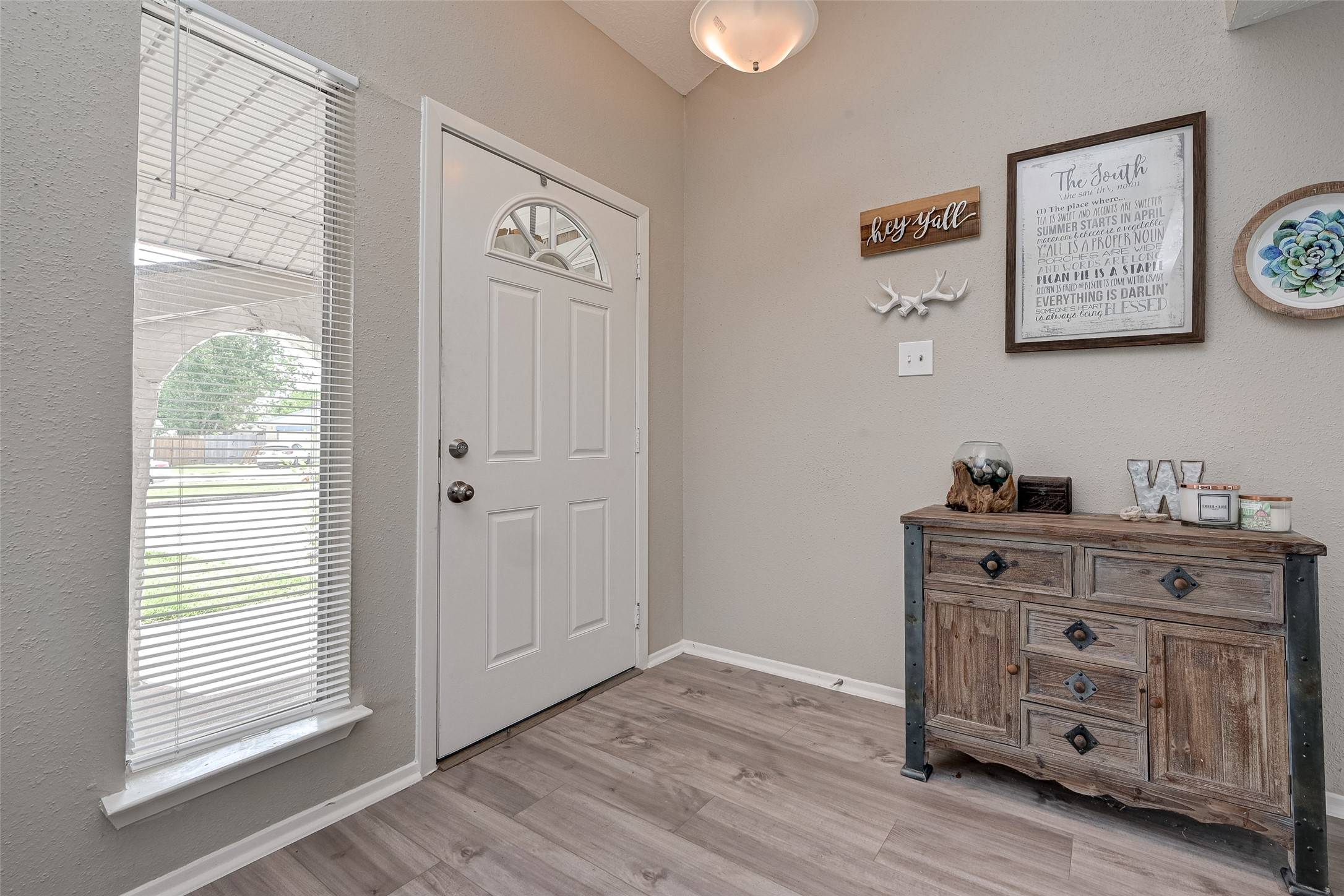 League City, TX 77573,307 Countryside DR