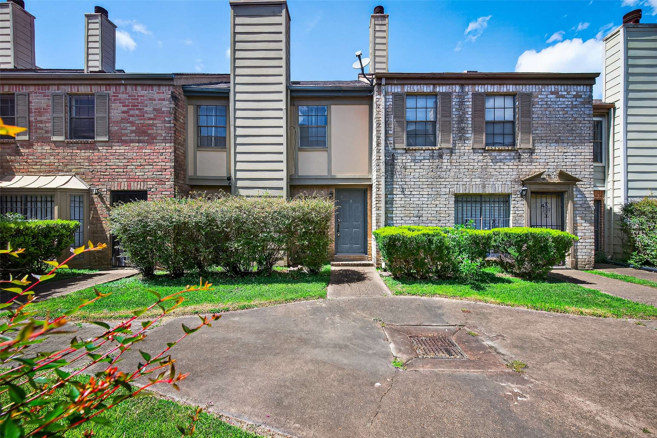 Houston, TX 77036,9901 Sharpcrest ST #B3