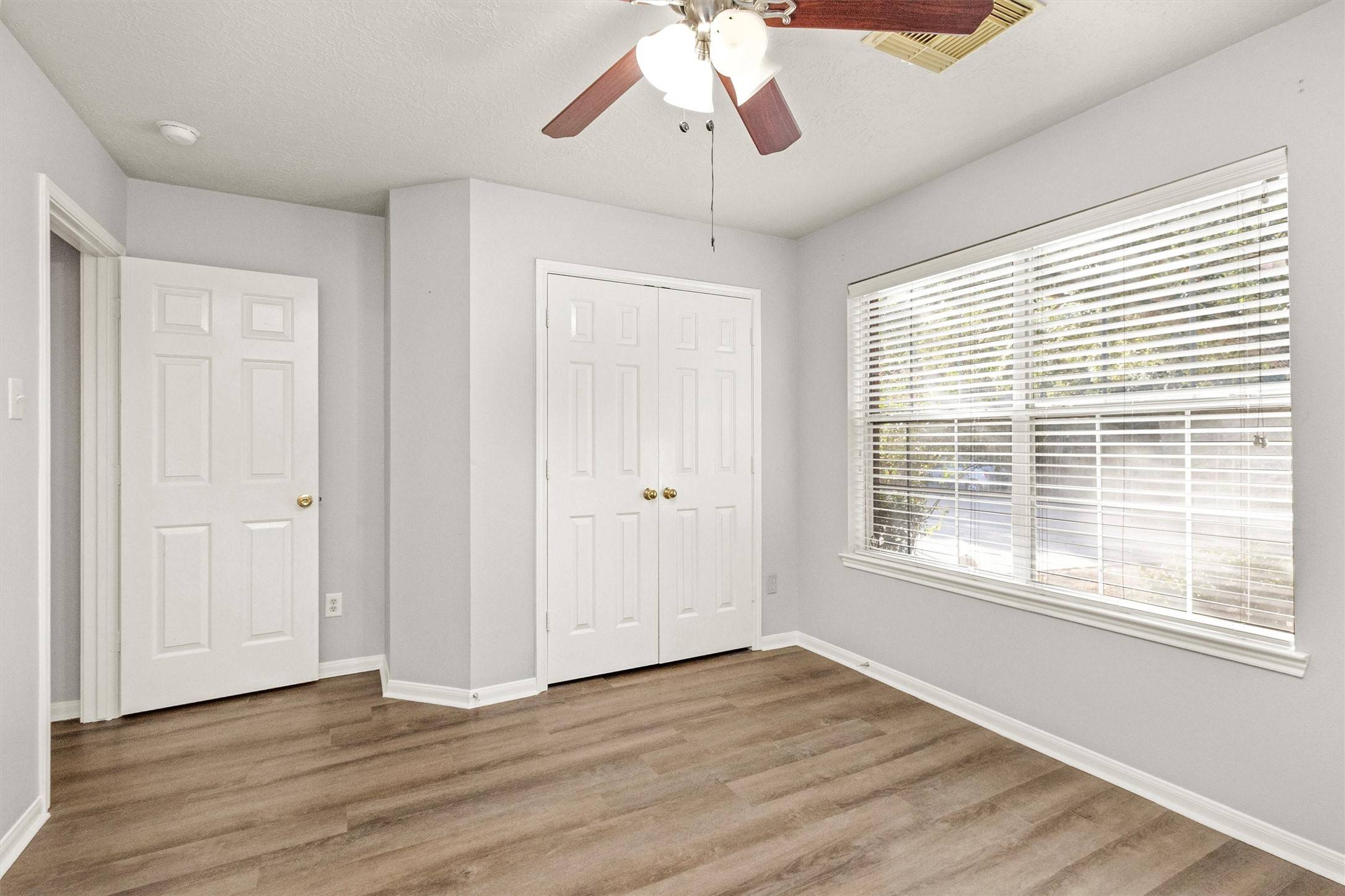 Pinehurst, TX 77362,32126 Annice LN