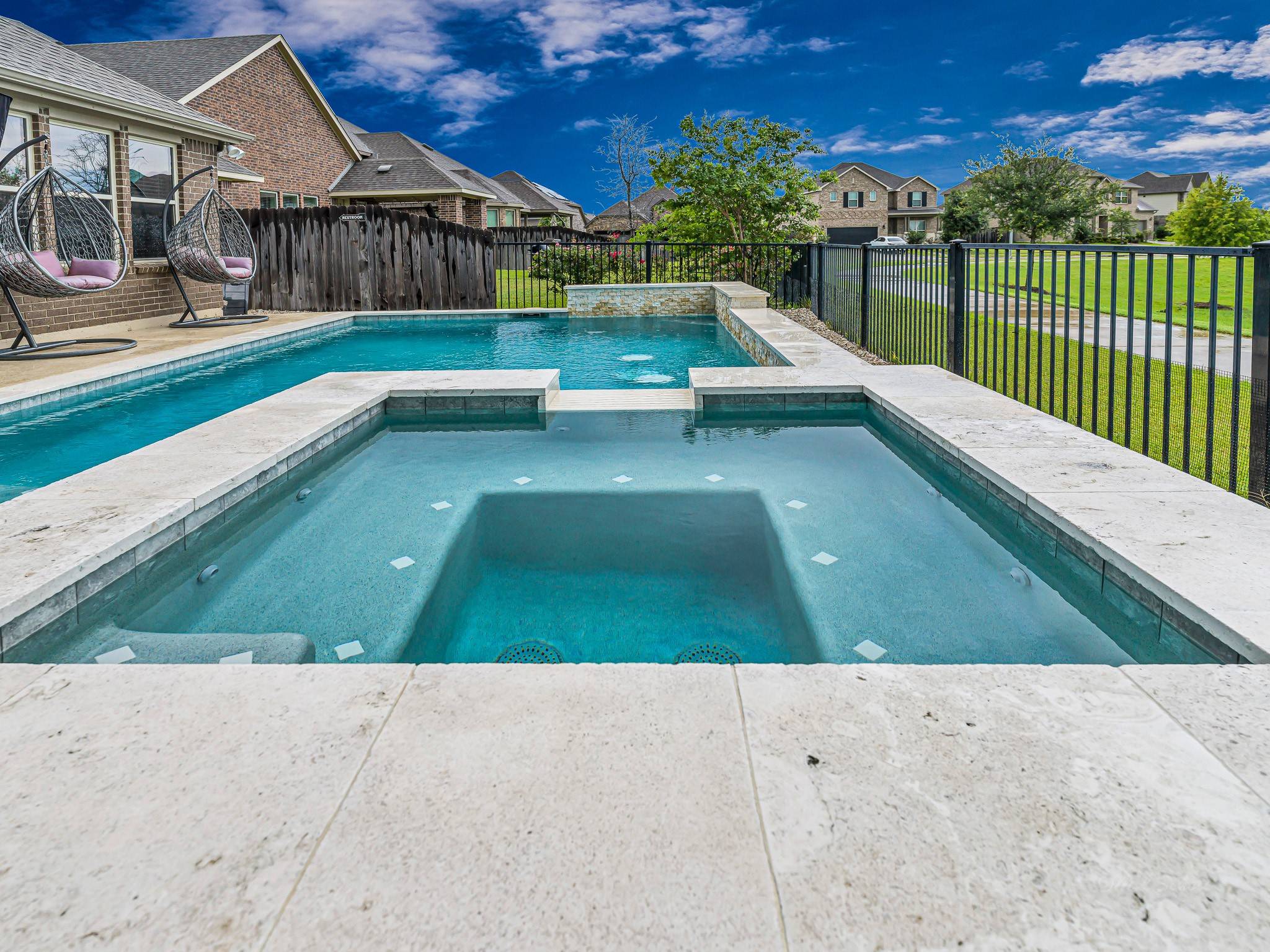 Richmond, TX 77406,24711 Greenwood Bay Drive