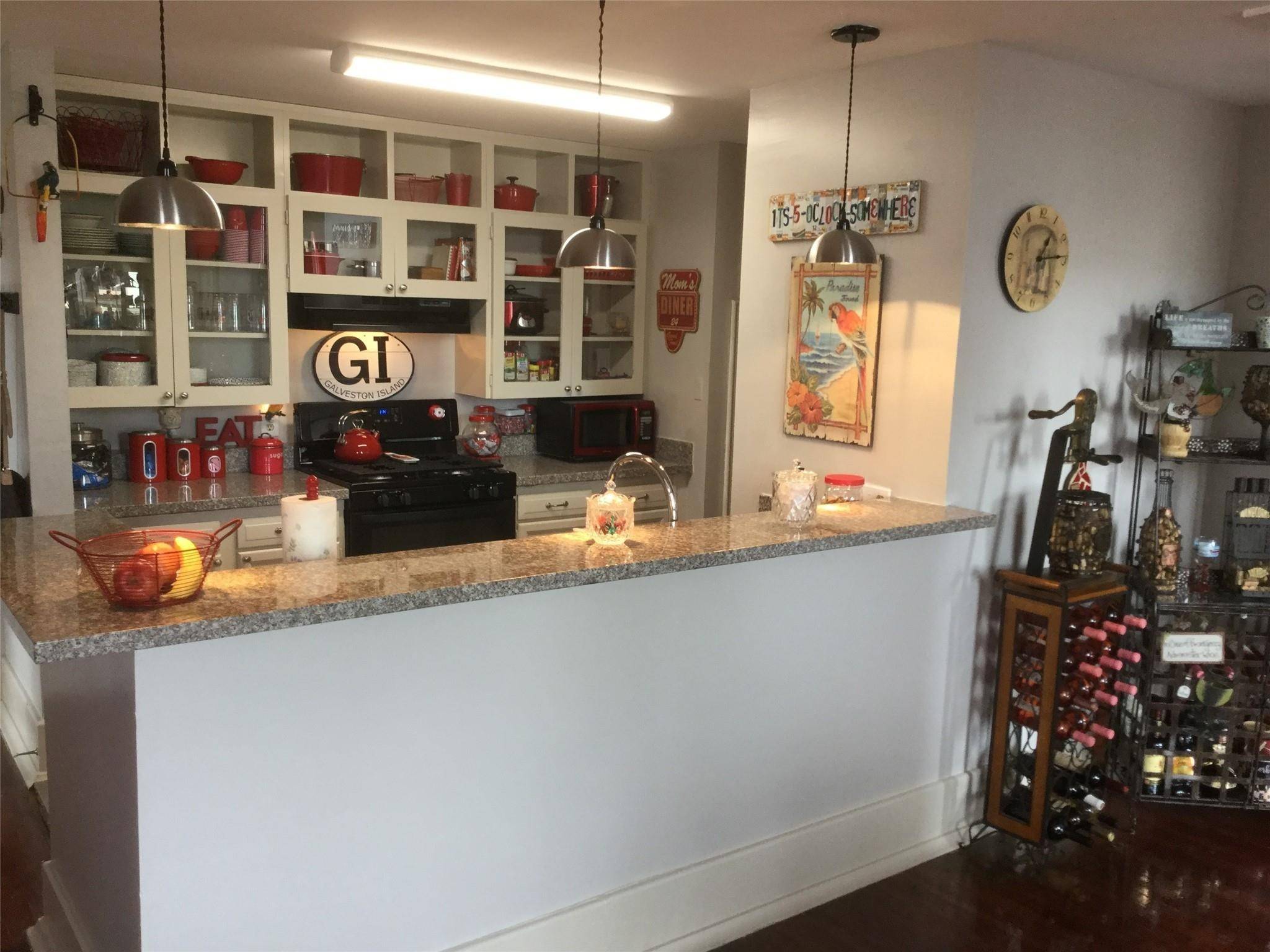 Galveston, TX 77550,2104 Strand Street ST #2S