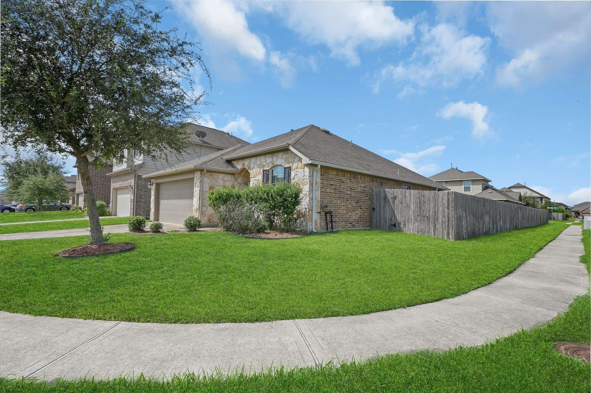 Houston, TX 77047,13810 Rosemere LN