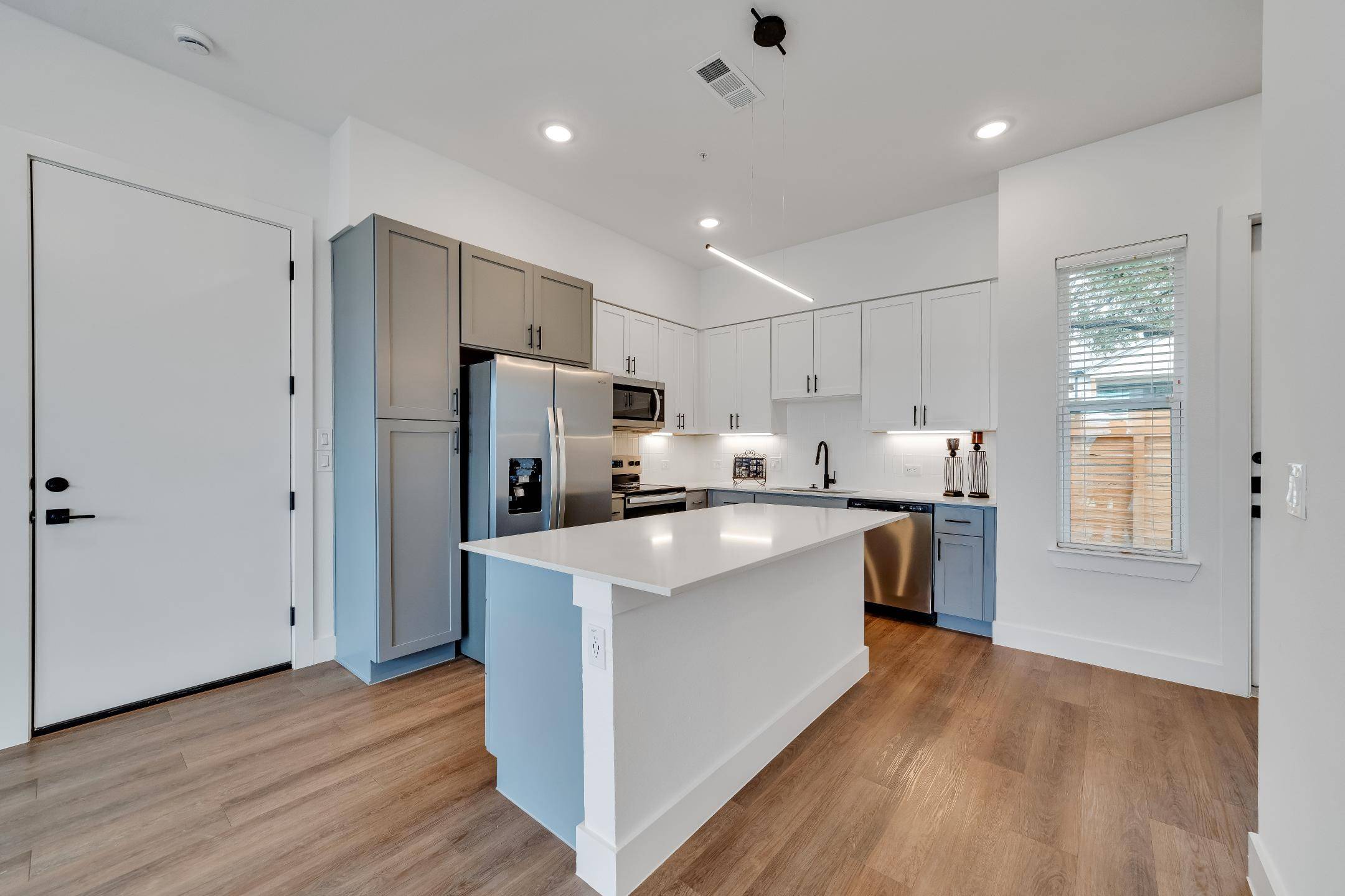 Marble Falls, TX 78654,1601-217 Mustang DR