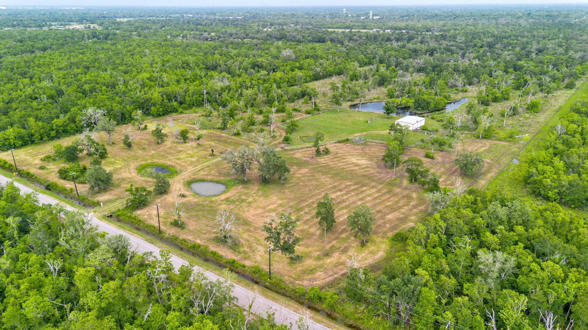 Sweeny, TX 77480,14067 County Road 809