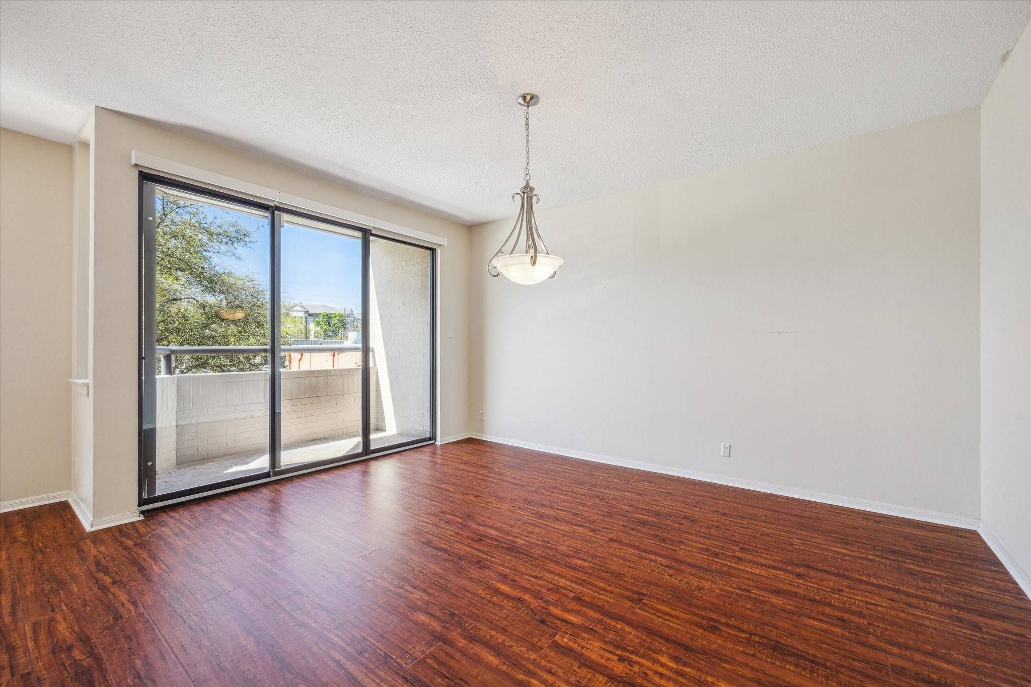 Houston, TX 77057,651 Bering DR #204
