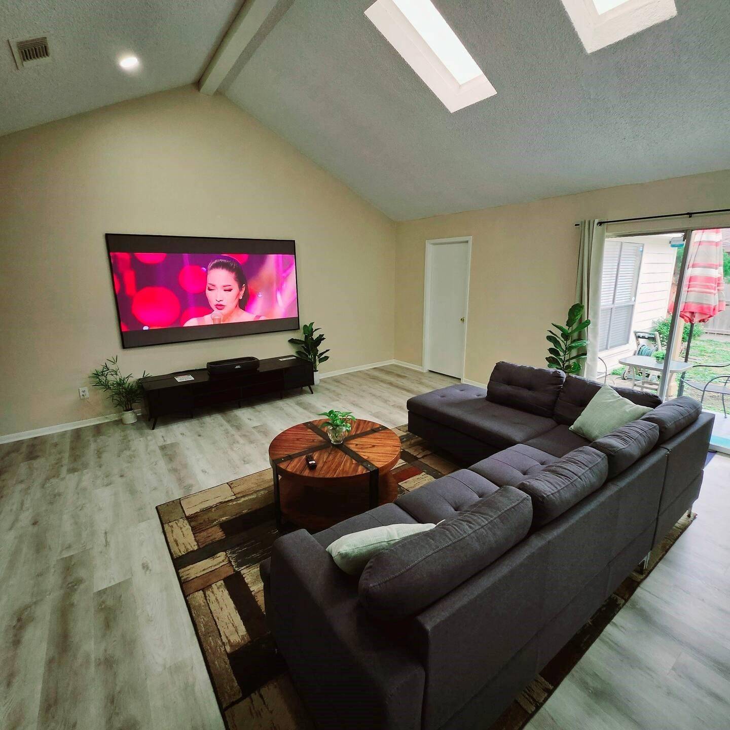 Houston, TX 77072,6507 Briar Glade DR