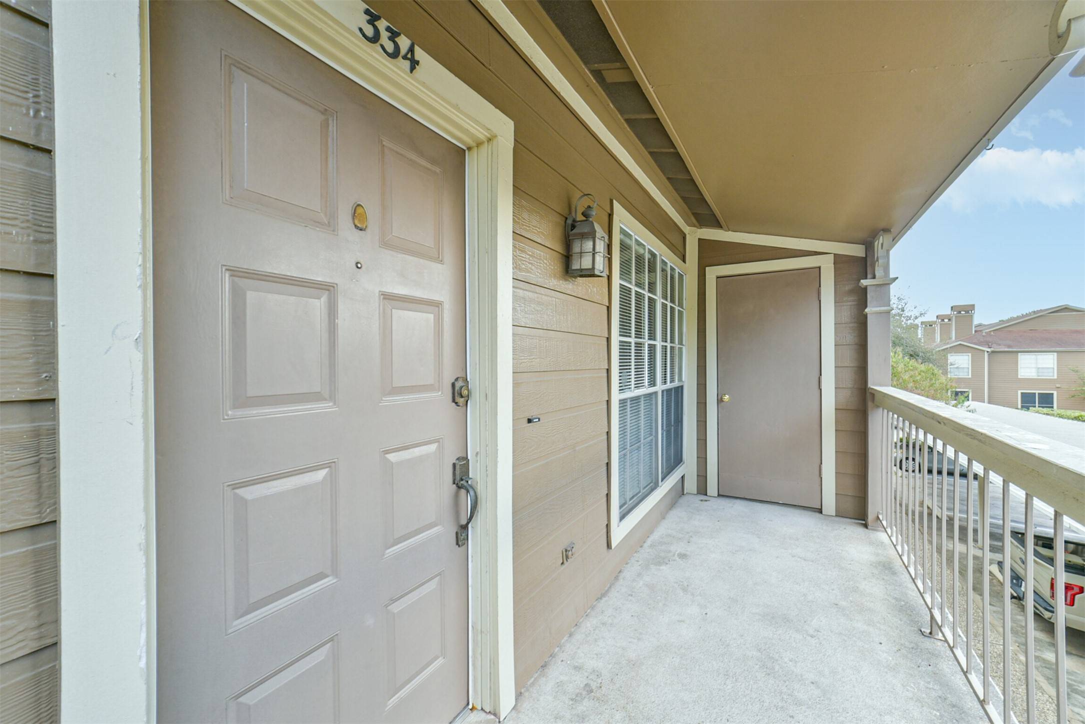 Houston, TX 77009,1860 White Oak DR #334