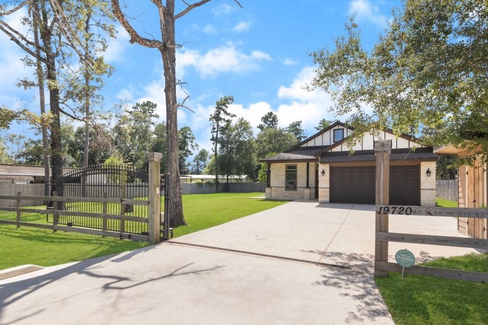 New Caney, TX 77357,19720 Candlelight ST