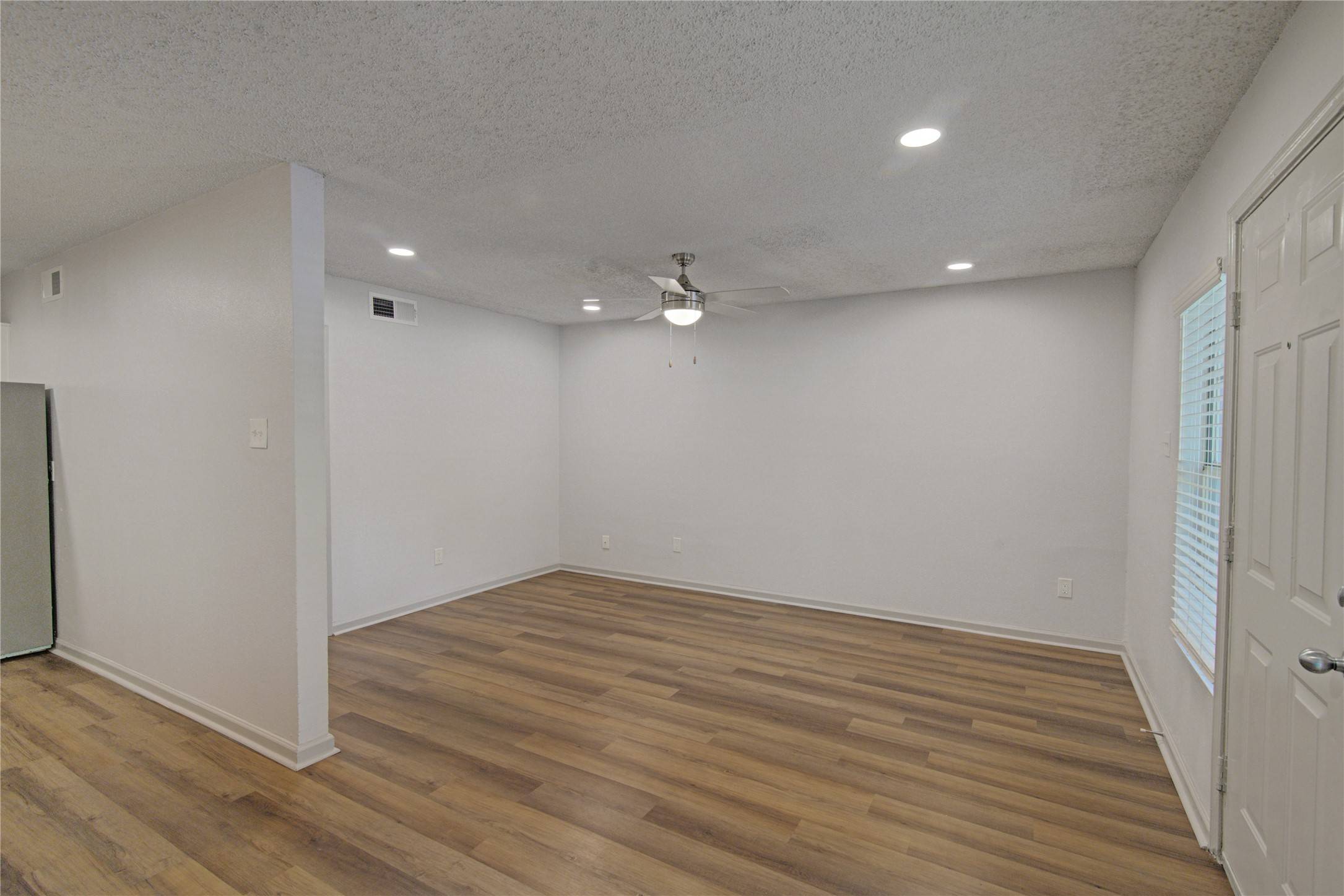 Houston, TX 77007,800 Heights BLVD #3