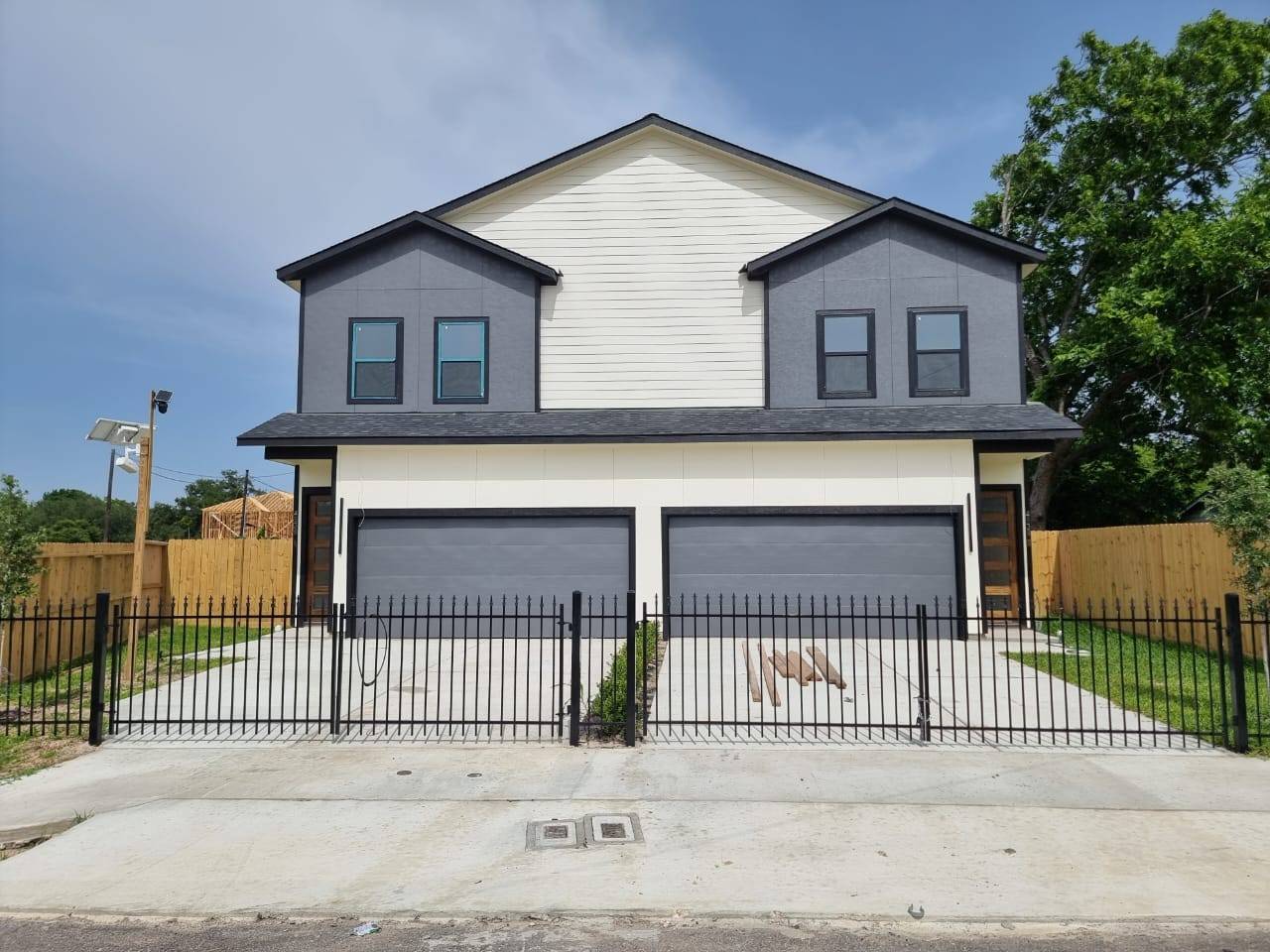 Houston, TX 77051,4539 Rosemont ST #A/B