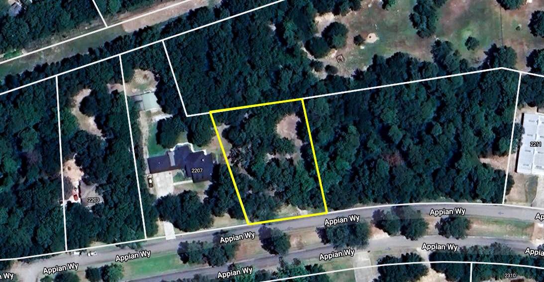 New Caney, TX 77357,2208 Appian Way