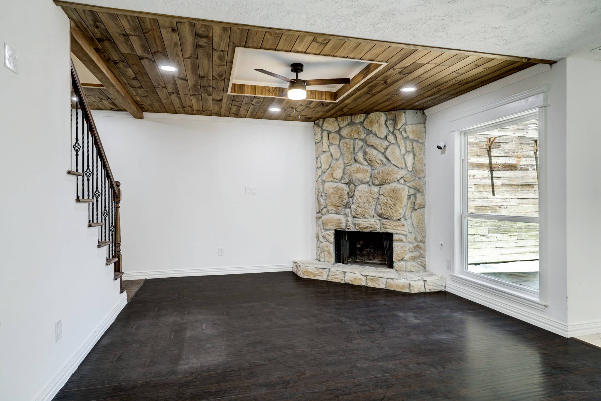 Houston, TX 77039,5610 Easthampton DR #B