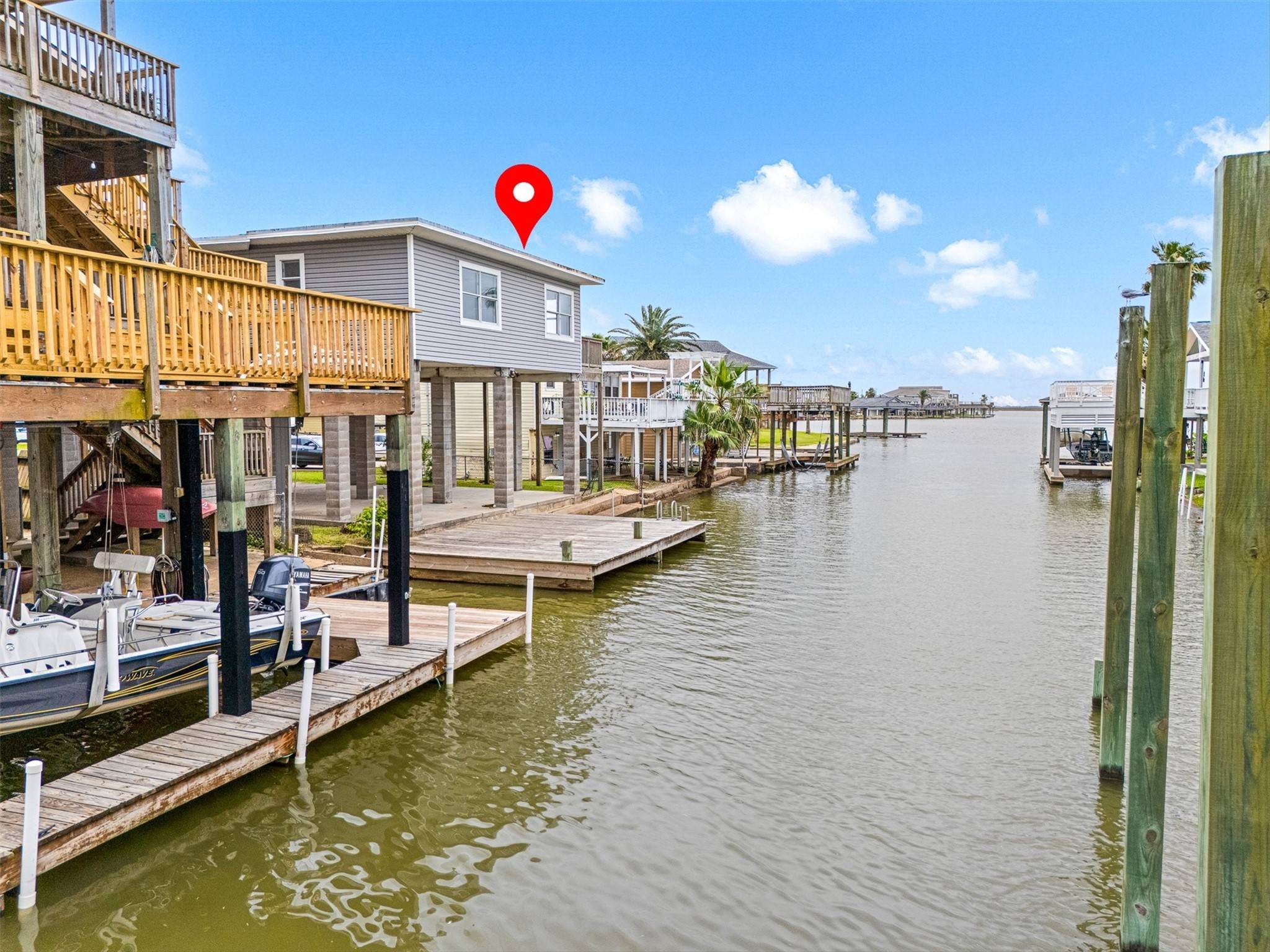 Hitchcock, TX 77563,21 Edgewater ST