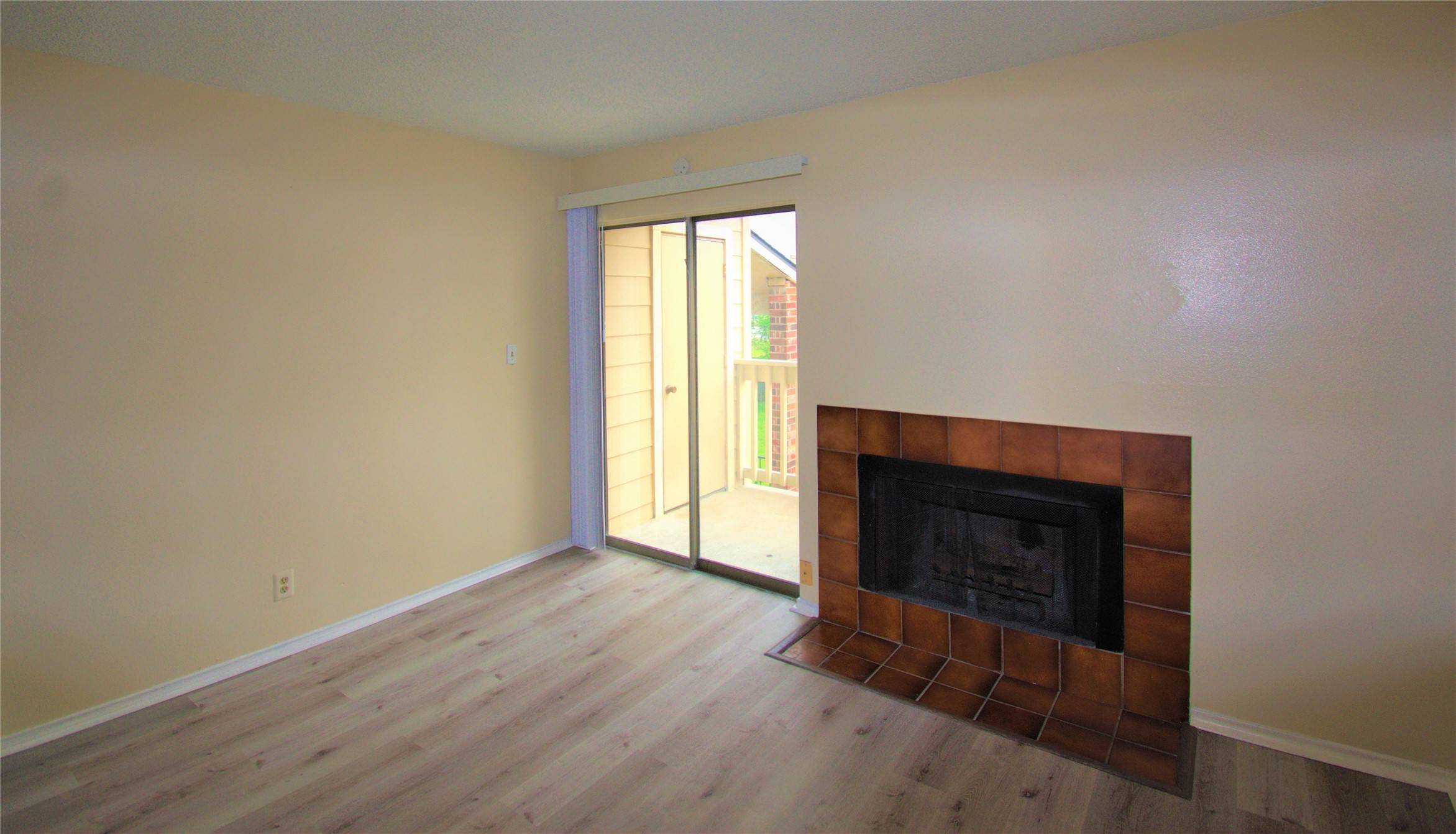 Dickinson, TX 77539,2501 Gulf FWY #252D