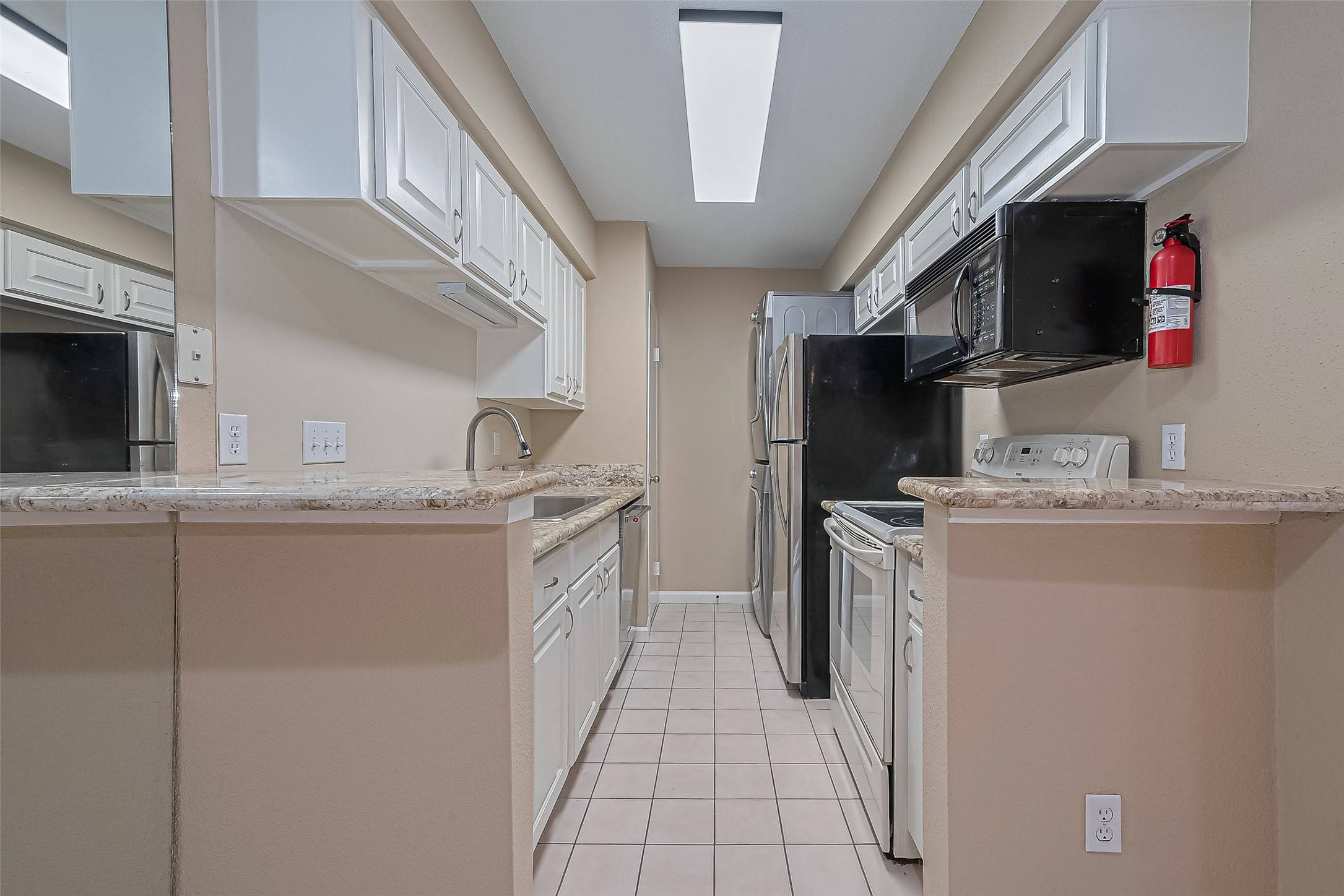 Houston, TX 77042,2110 Wilcrest DR #236