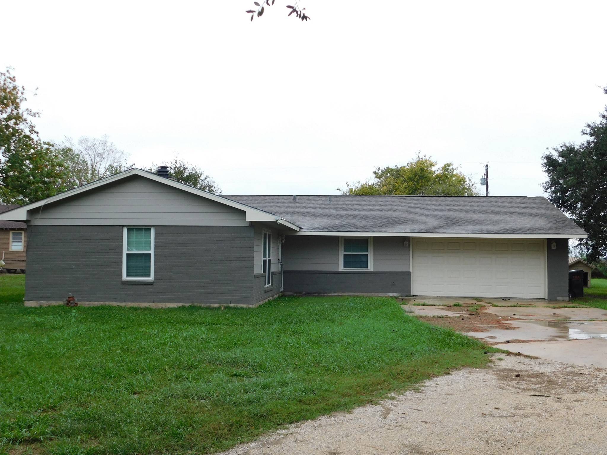 El Campo, TX 77437,11024 S Hwy 71