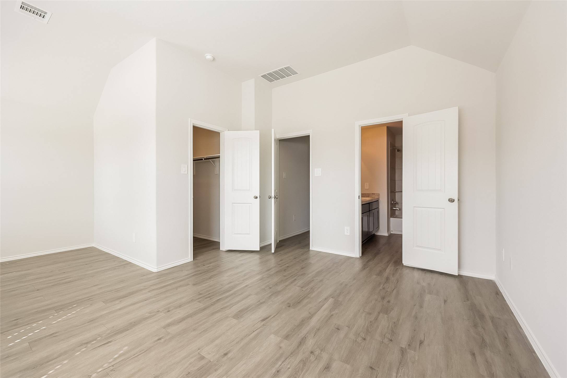 Houston, TX 77073,1010 Grand Emperor LN