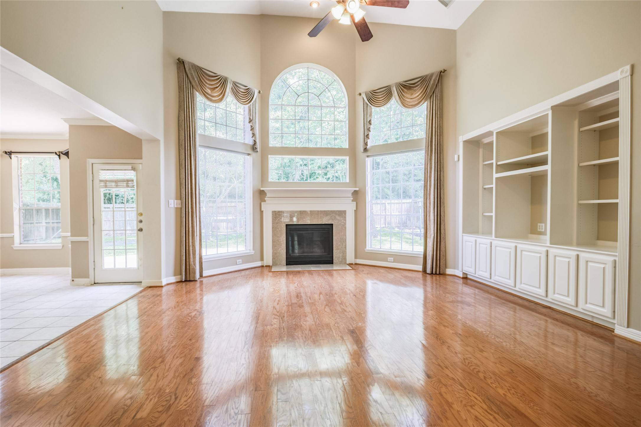 Houston, TX 77059,3718 W Pine Brook Way
