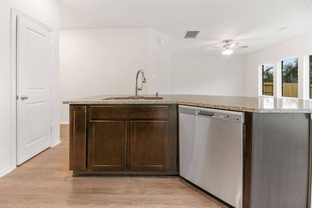 Richwood, TX 77531,403 Magnolia street
