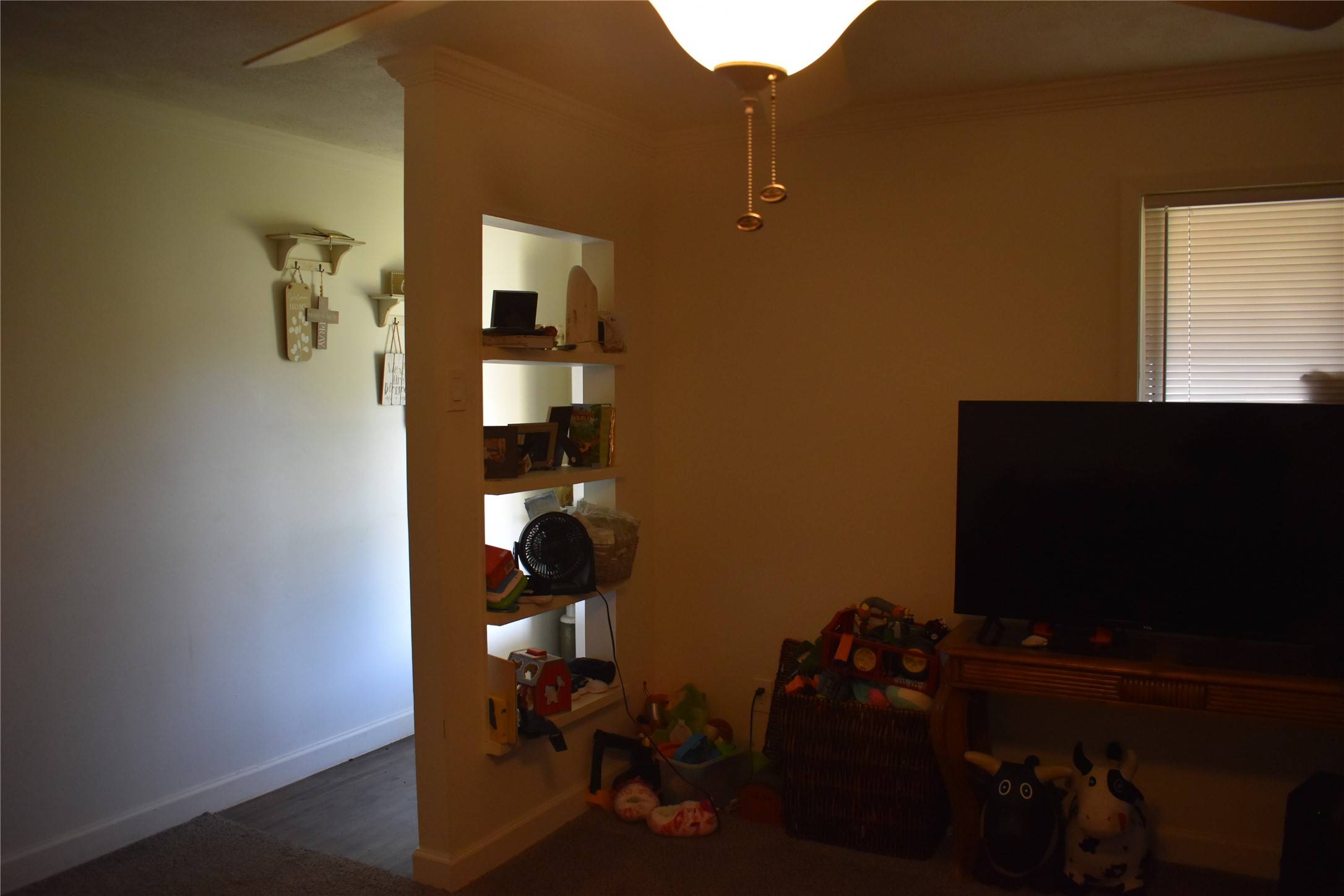 Winnie, TX 77665,326 JAMES ST