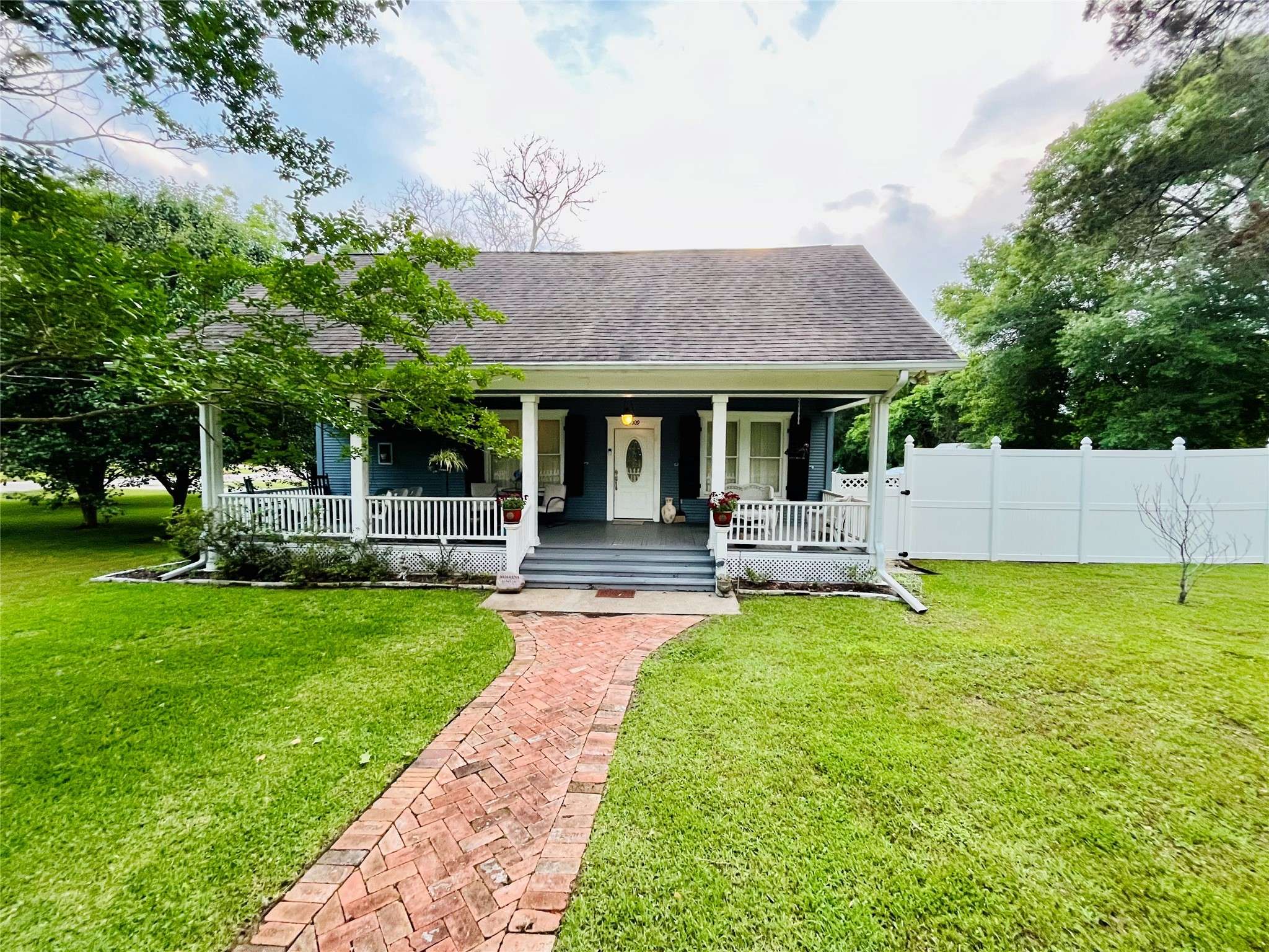 Livingston, TX 77351,1009 N Beatty AVE