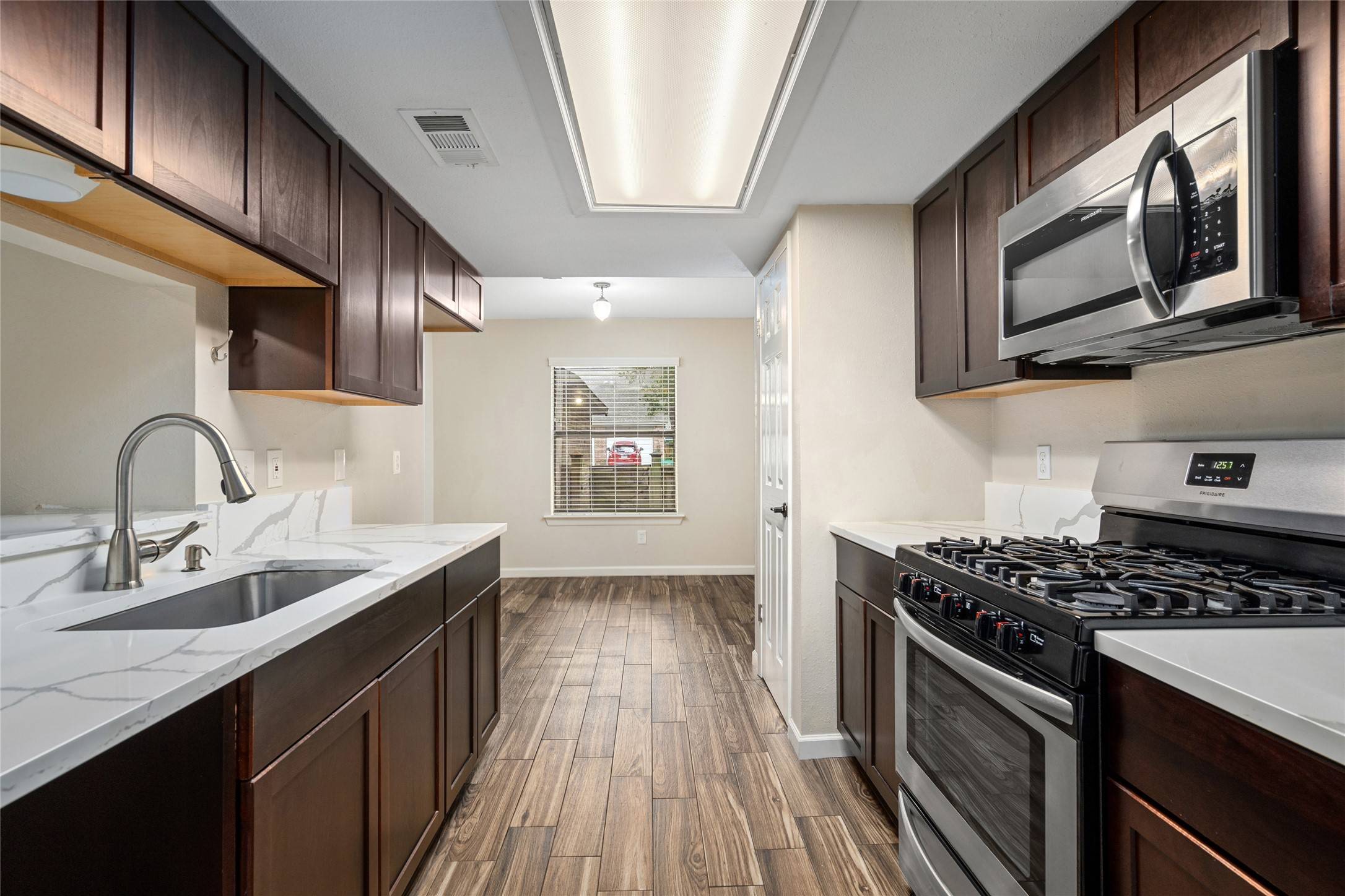 The Woodlands, TX 77381,20 W Willowwood CT