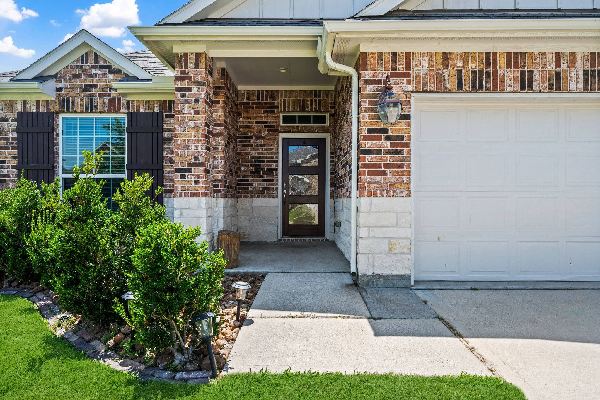 Baytown, TX 77523,114 San Jacinto DR