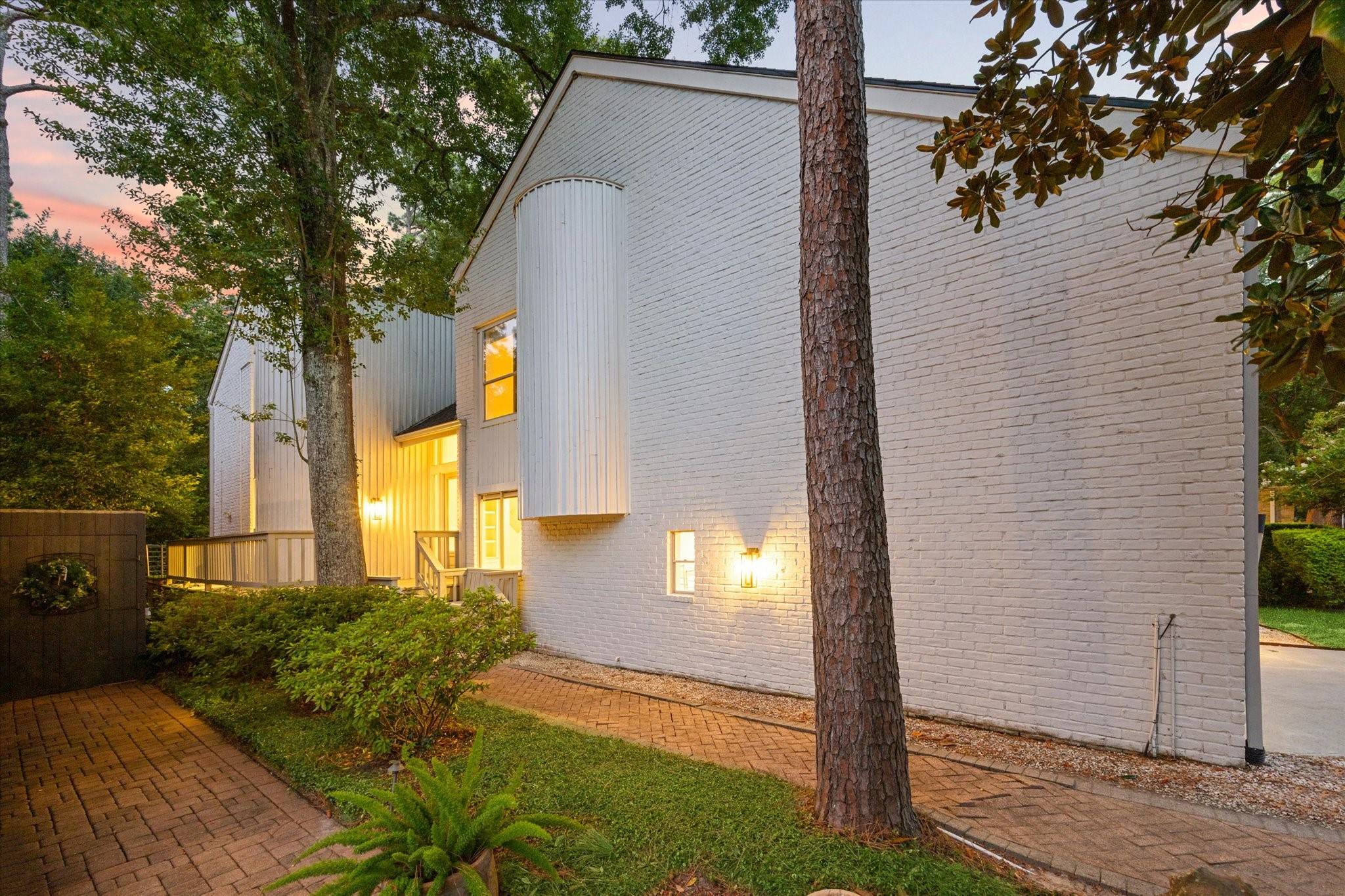 Houston, TX 77024,88 Sugarberry CIR