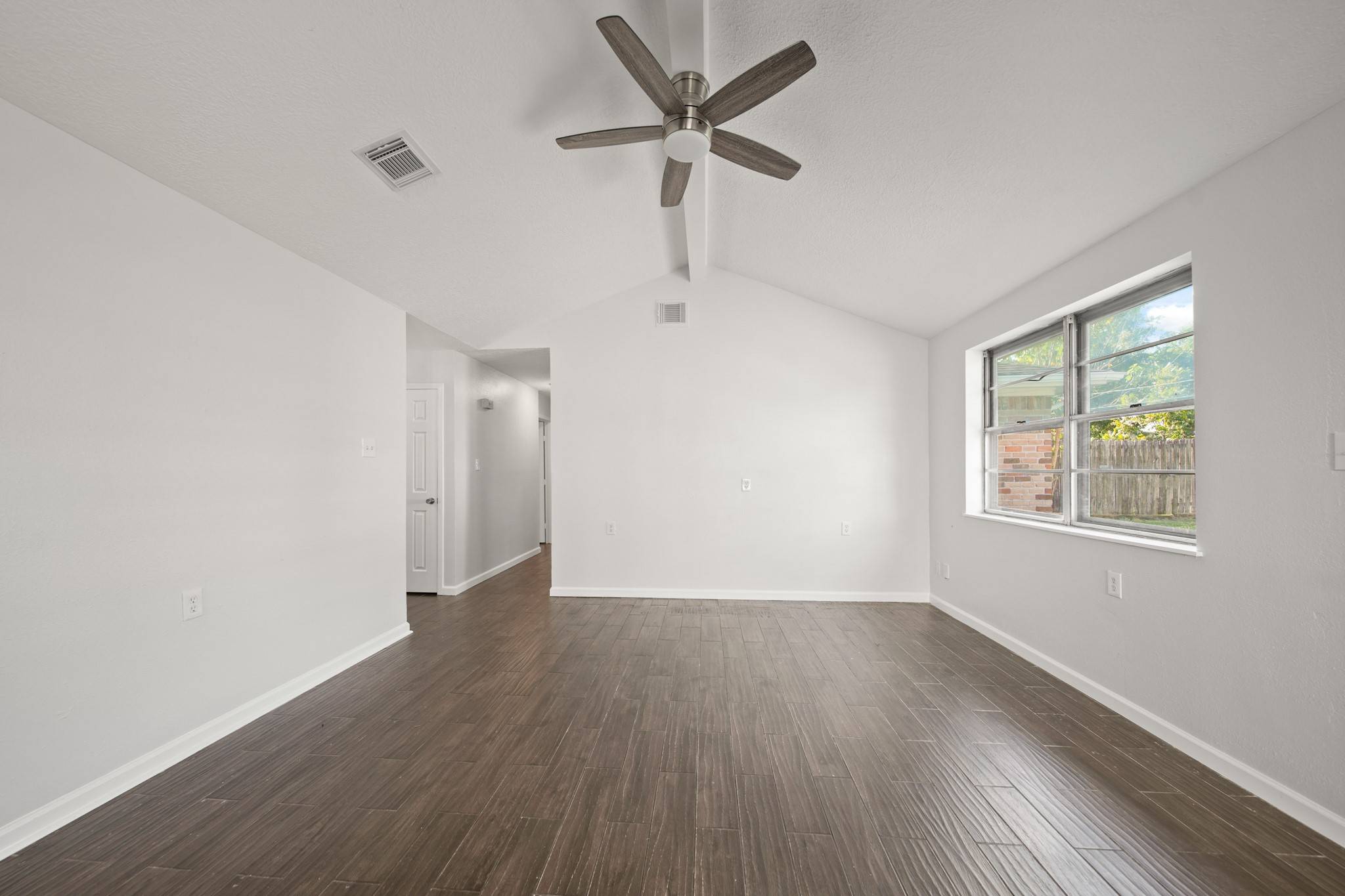 Houston, TX 77089,10914 Sagepark LN