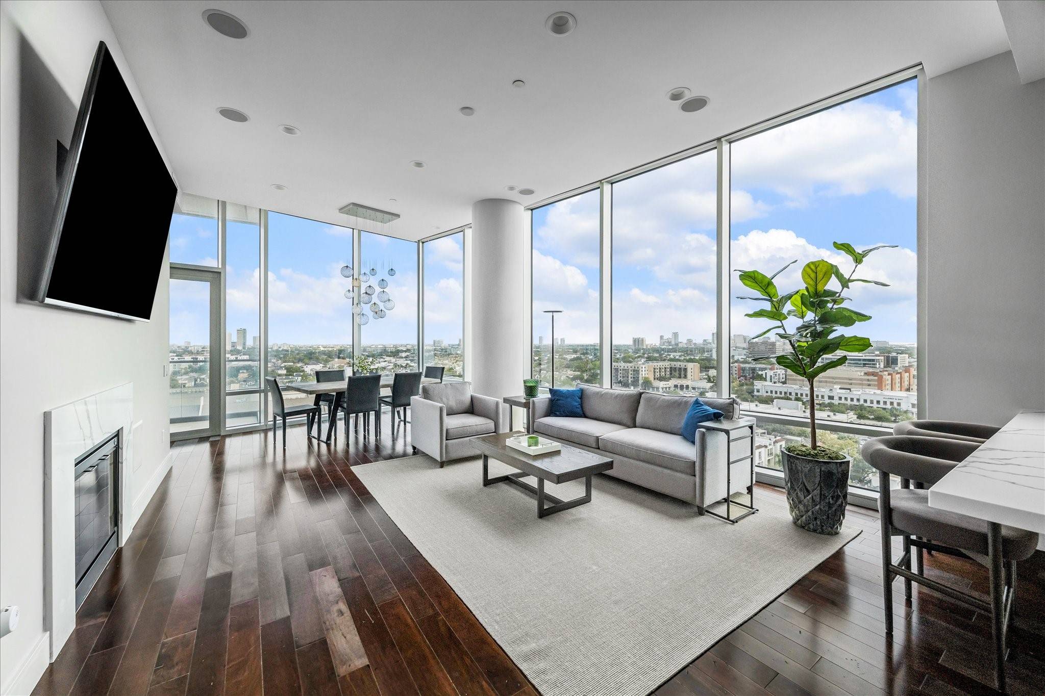 Houston, TX 77098,2727 Kirby DR #12C