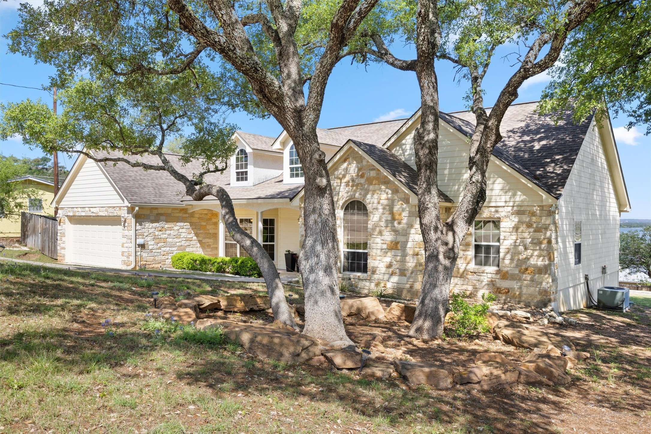 Cottonwood Shores, TX 78657,104 Kings WAY
