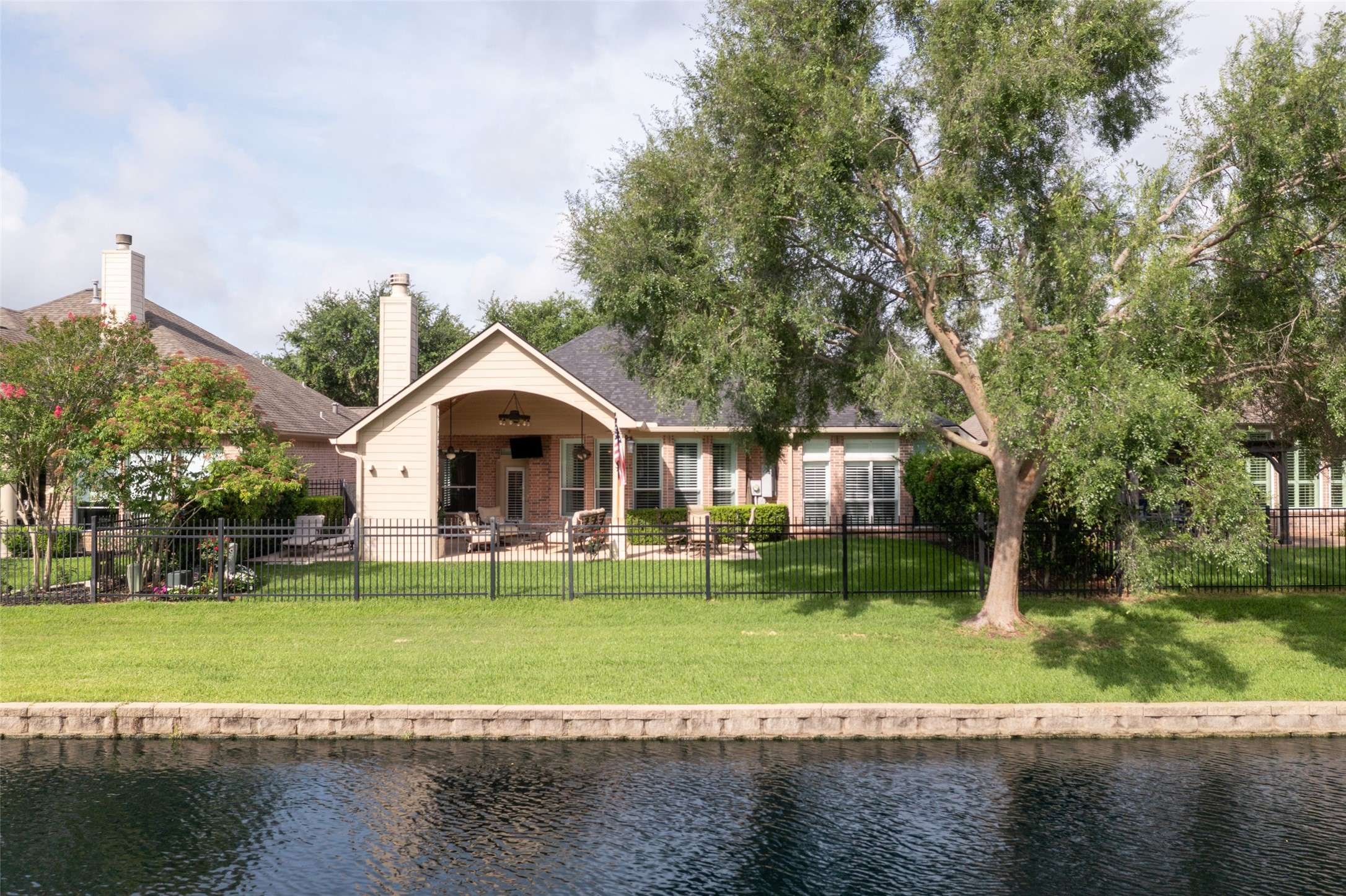 Sugar Land, TX 77479,8727 Rippling Water DR