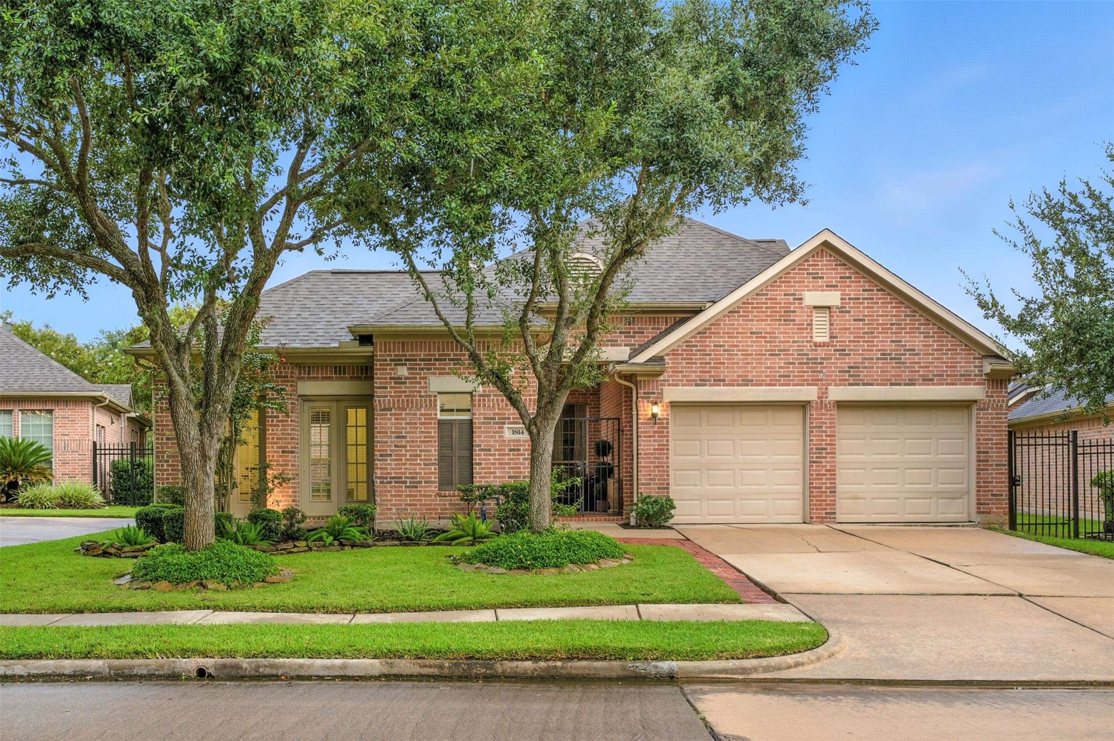 Sugar Land, TX 77479,1814 Shadow Lake DR