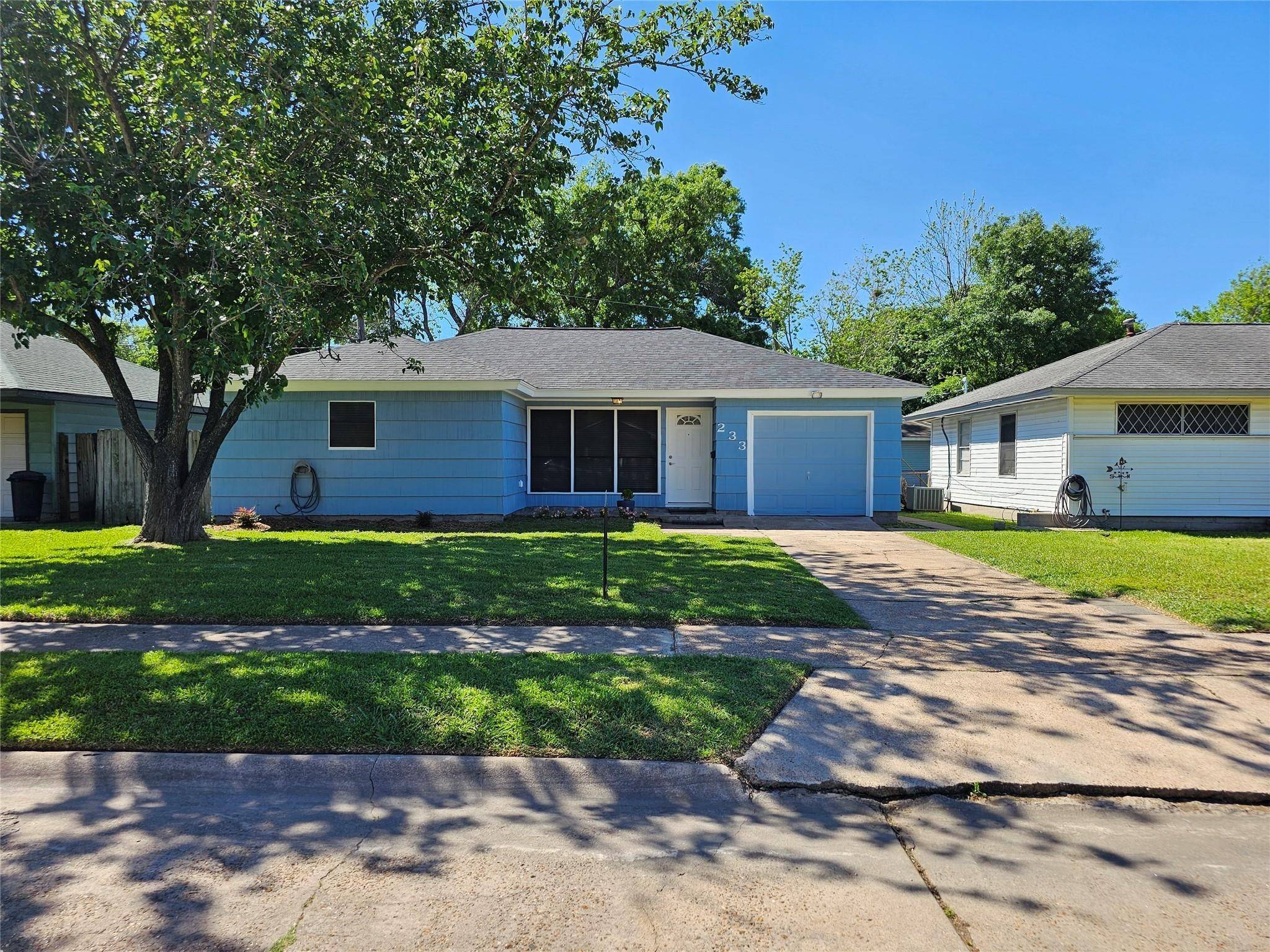 Deer Park, TX 77536,233 W 4th ST